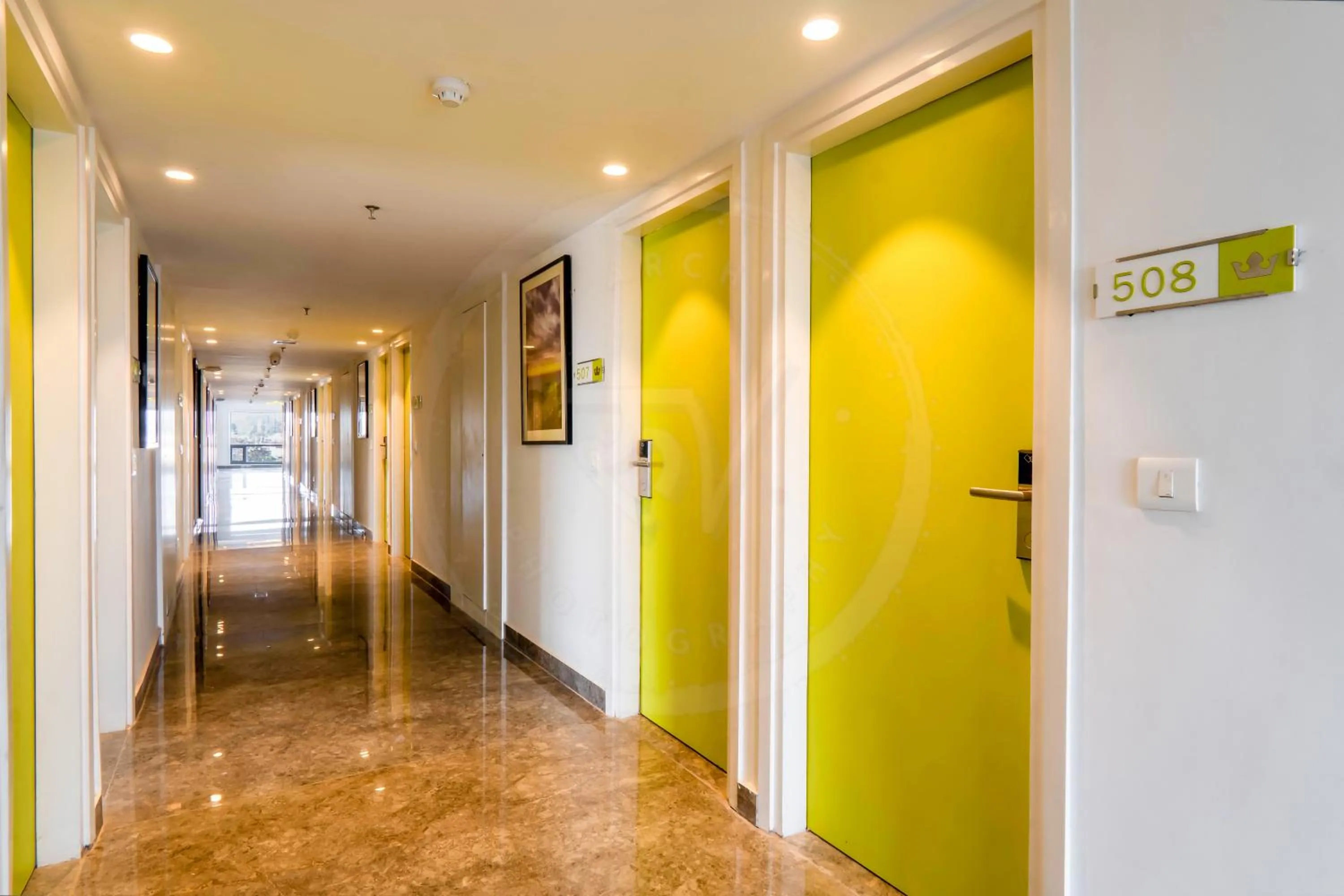 Living room in Le Roi Dehradun at Dehradun Railway Station
