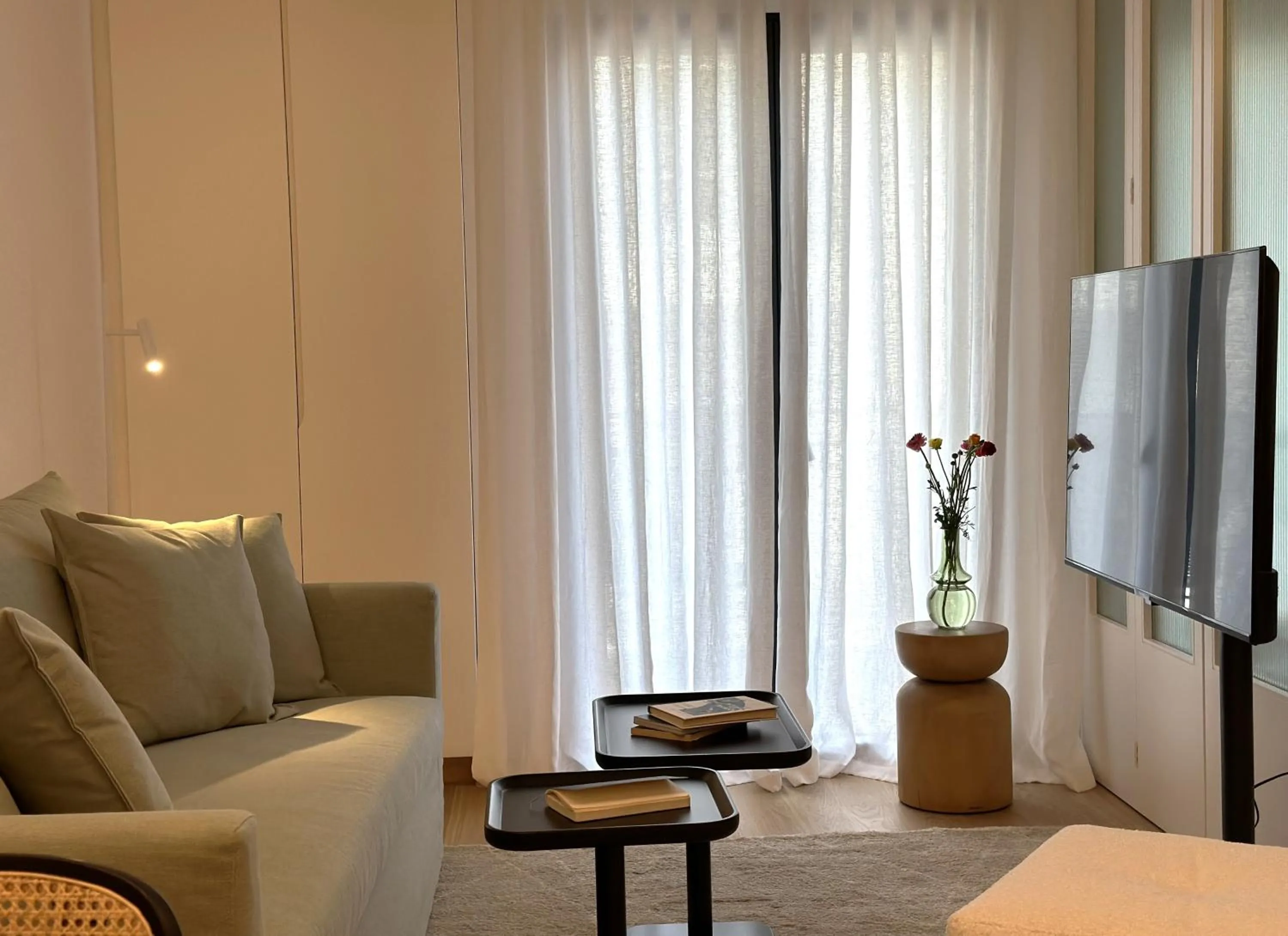 TV and multimedia in AIONION RESIDENCES by K&K