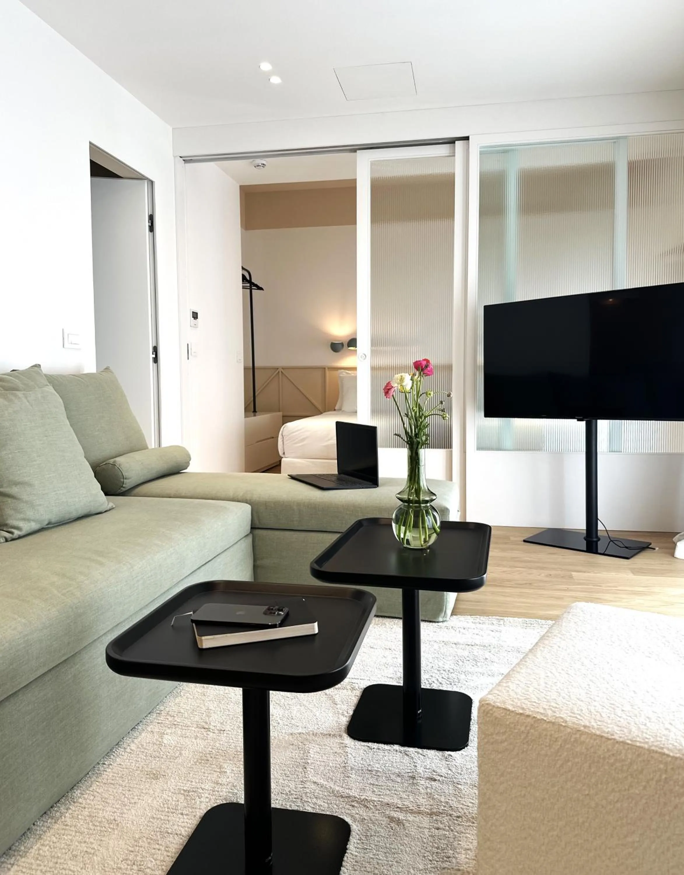 TV and multimedia in AIONION RESIDENCES by K&K