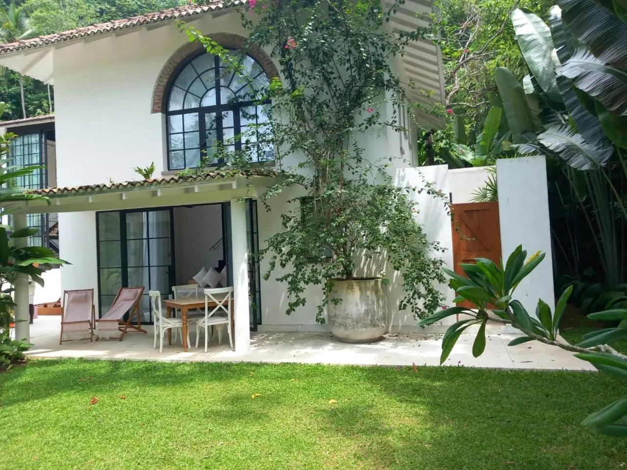 Garden view in Miss Ceylon