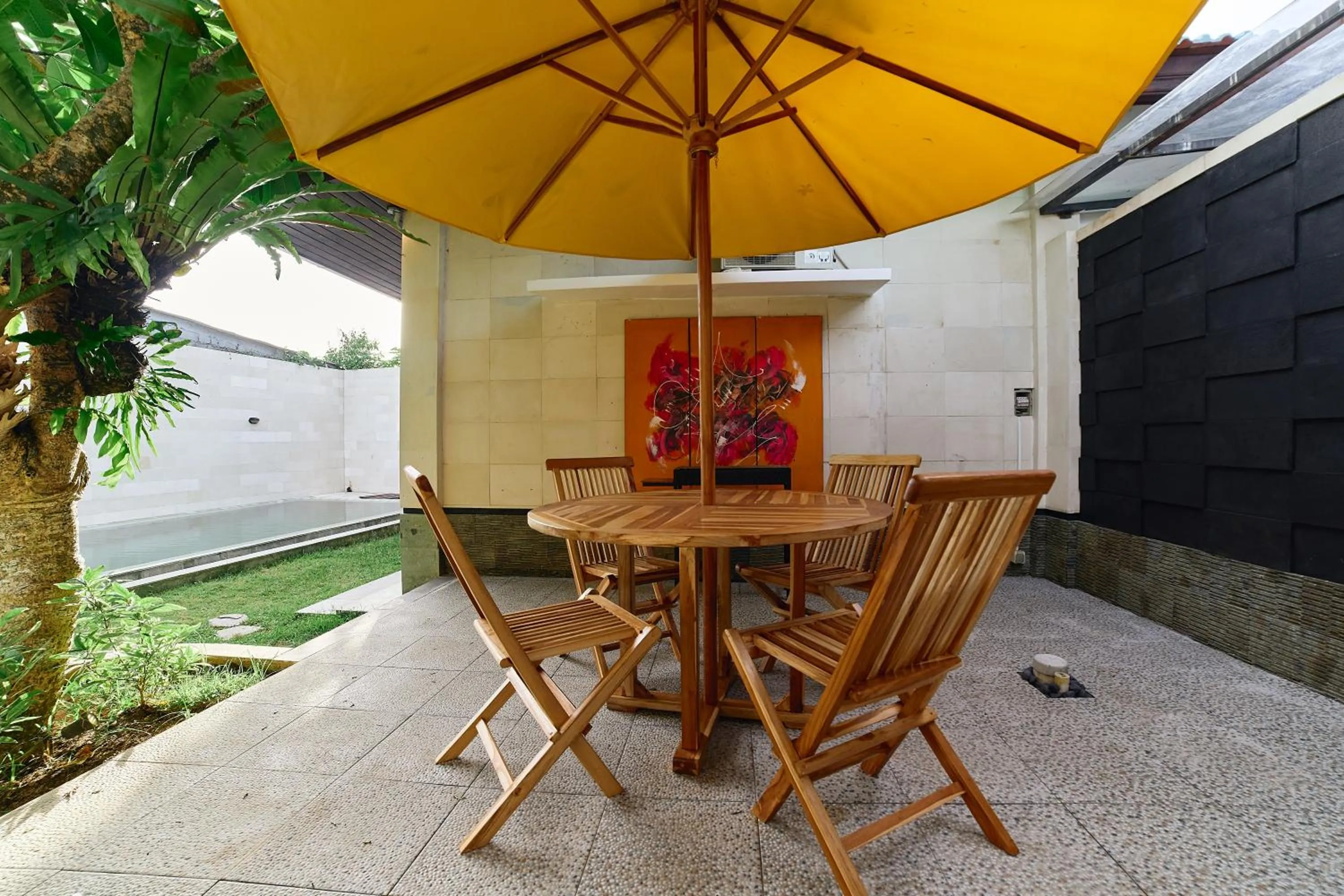 Patio in Cantik ArtVilla for big company by ArthouseBali