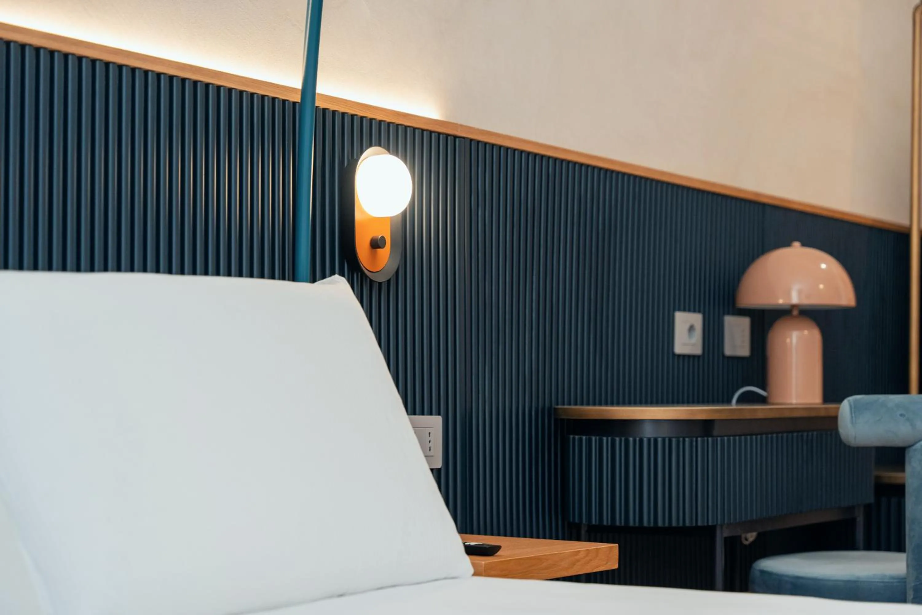 Photo of the whole room in The Flow - Via Del Corso