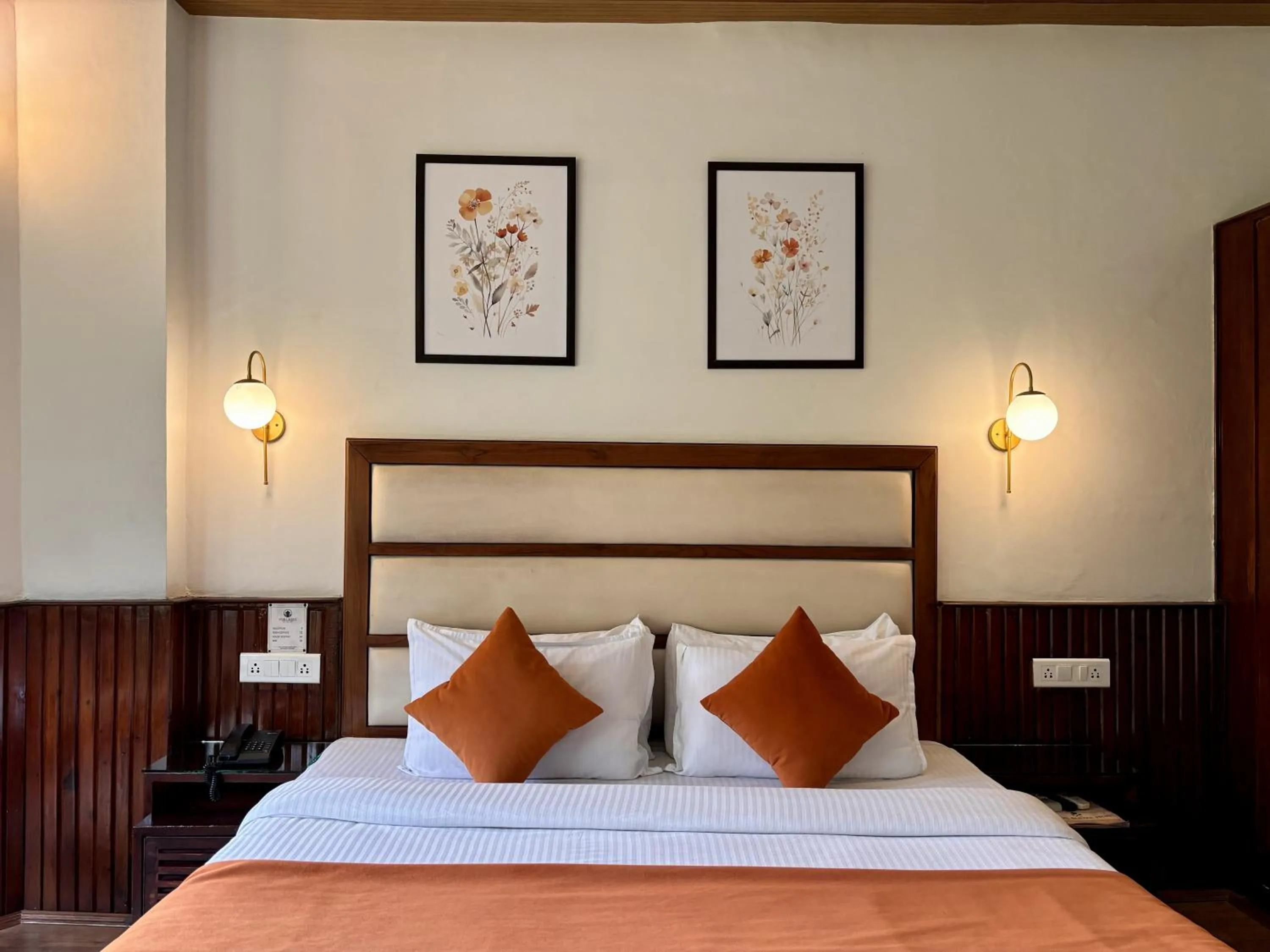 Bed in Shobla Royale