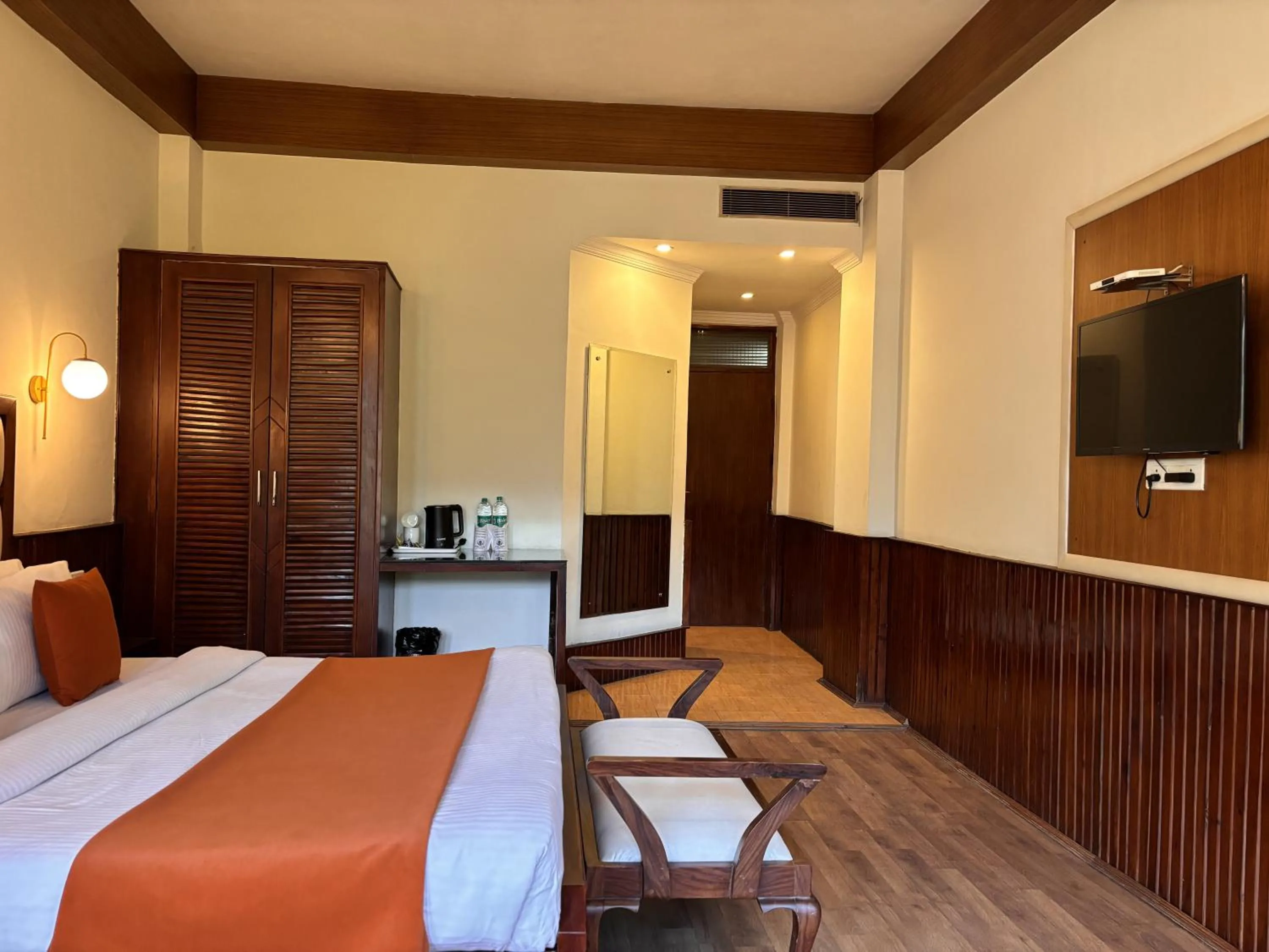 Bed in Shobla Royale