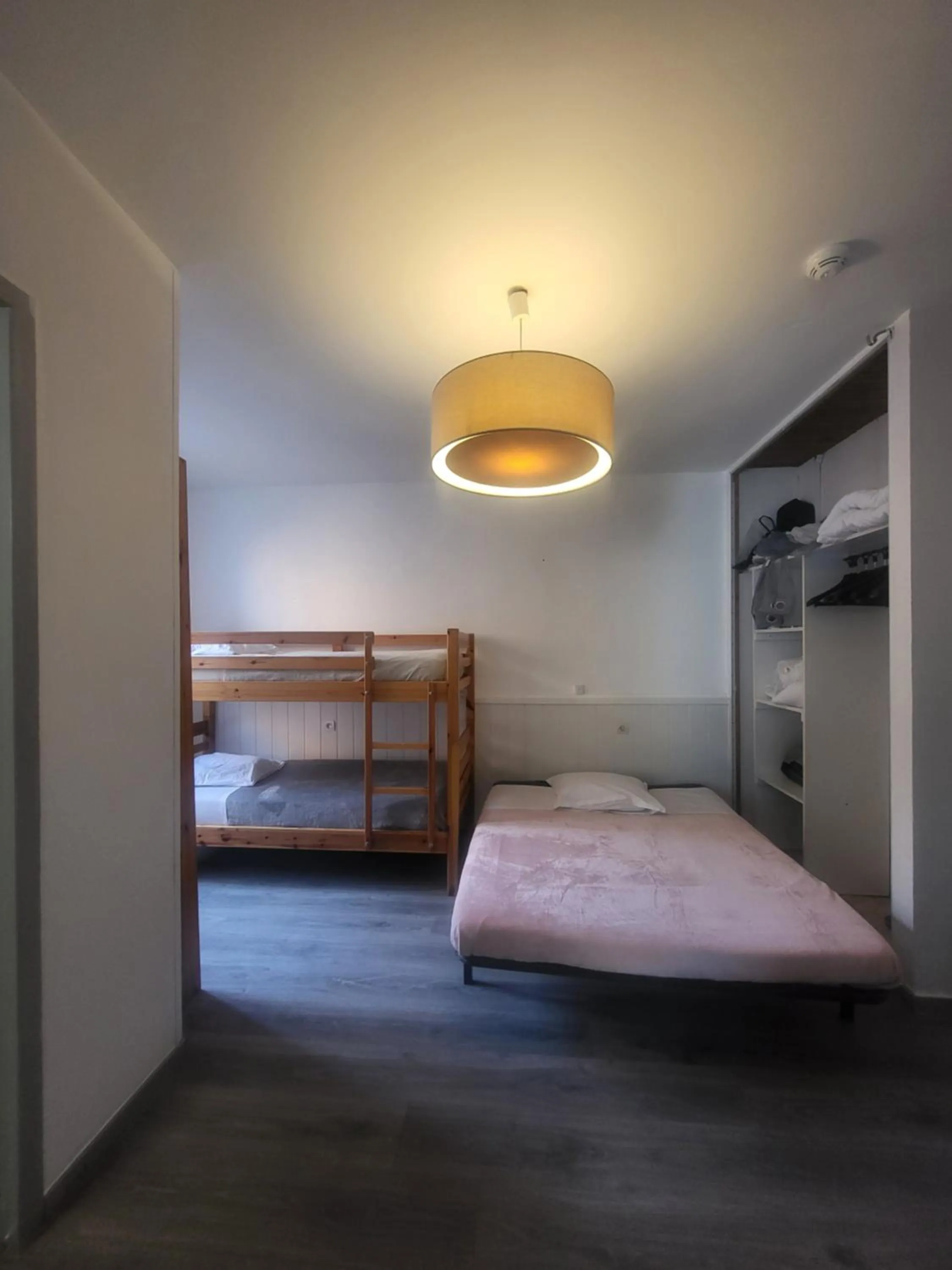 Bedroom, Bed in Hôtel Le Chalet