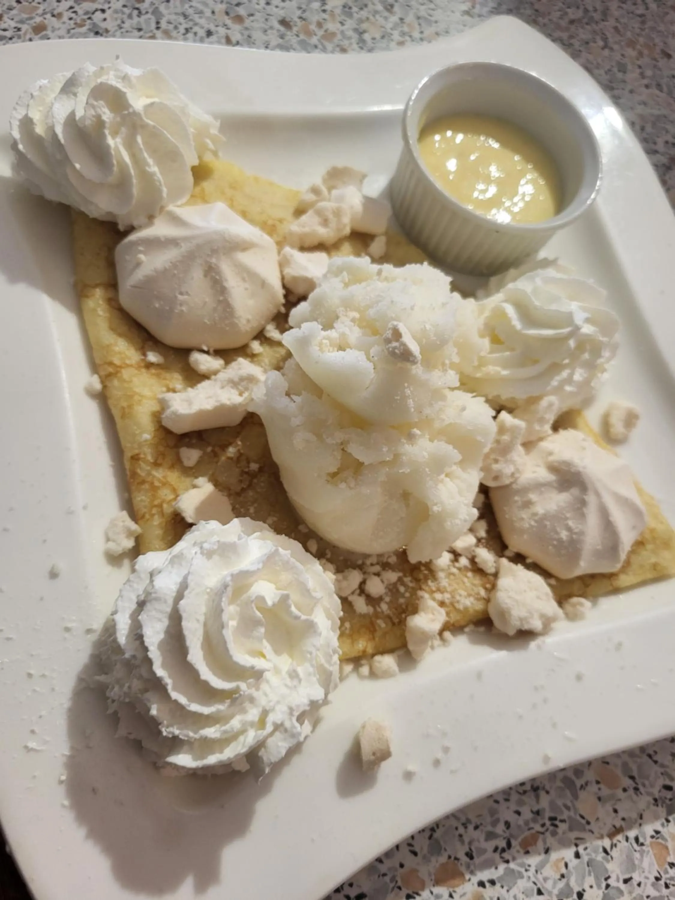 Restaurant/places to eat in Hôtel Le Chalet