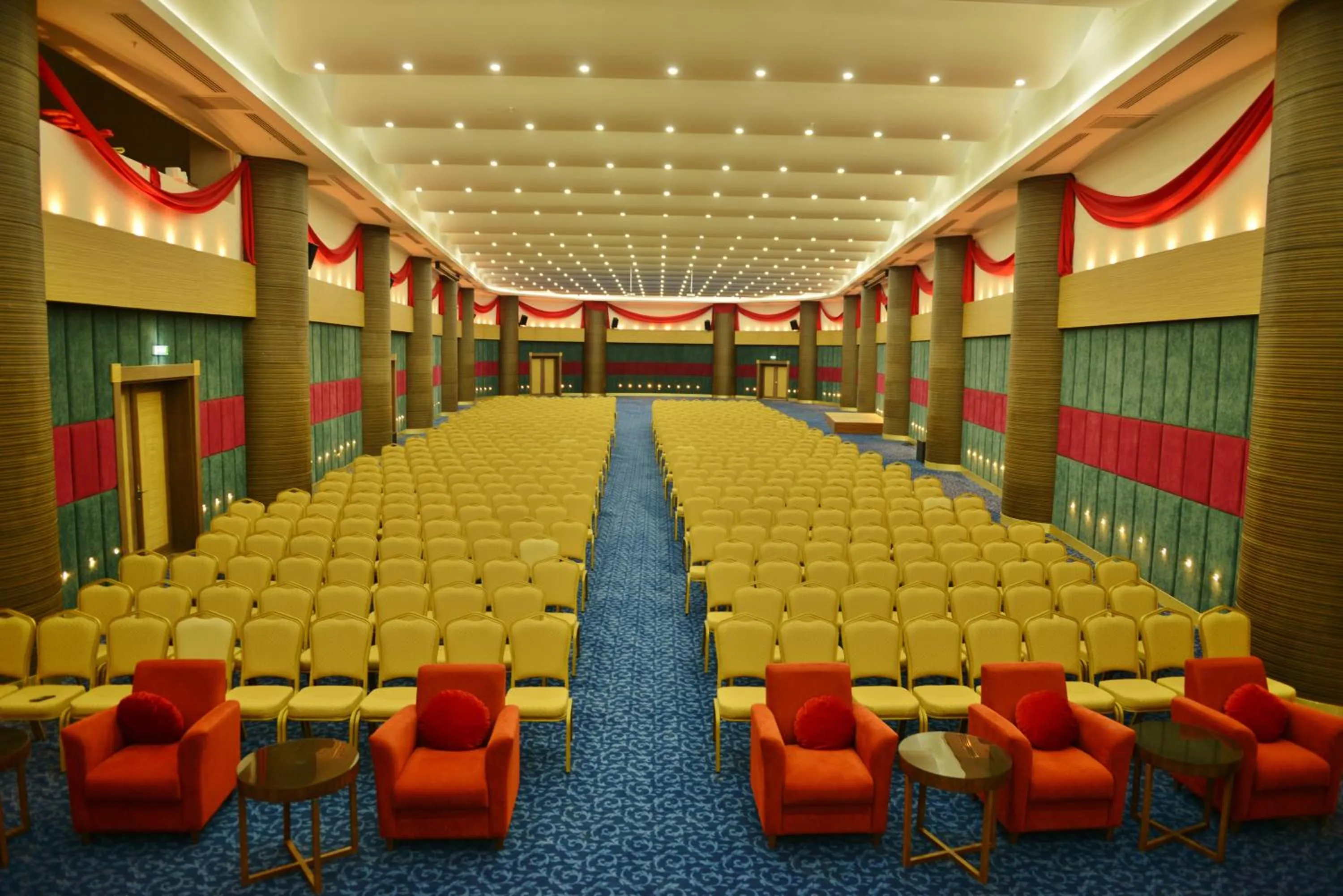 Meeting/conference room in Green Nature Diamond