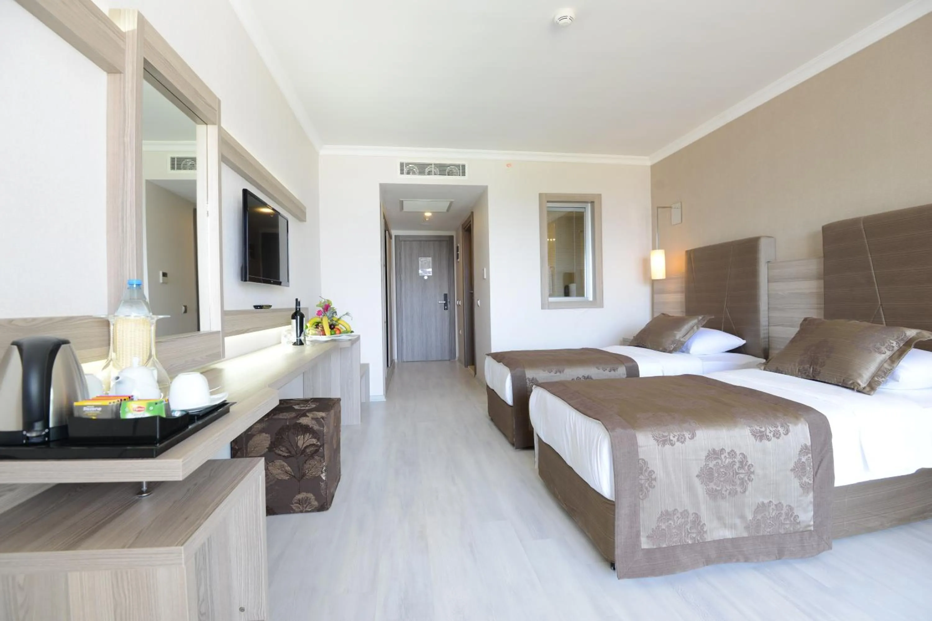 Photo of the whole room in Green Nature Diamond