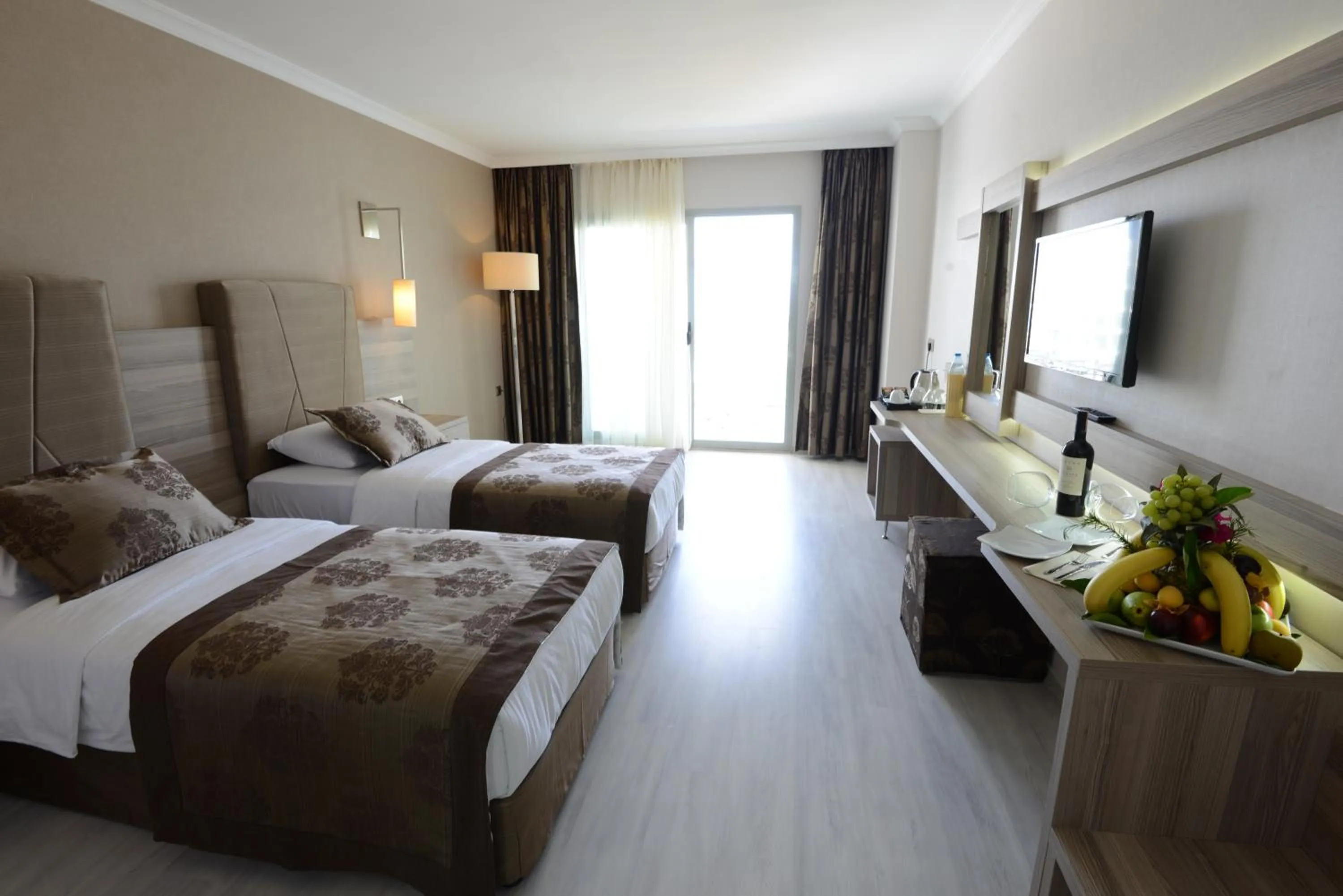 Day in Green Nature Diamond