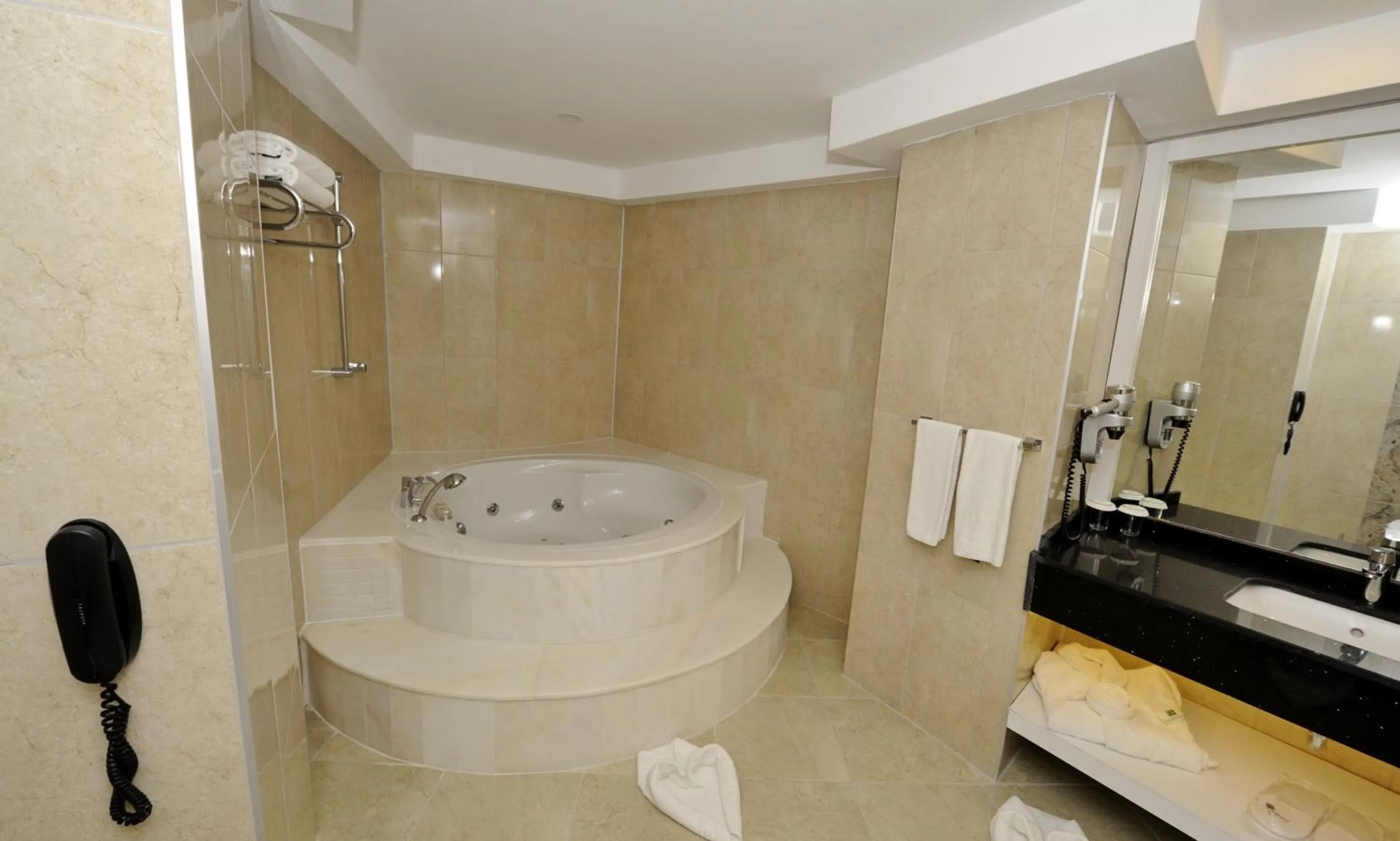 Other in Green Nature Diamond