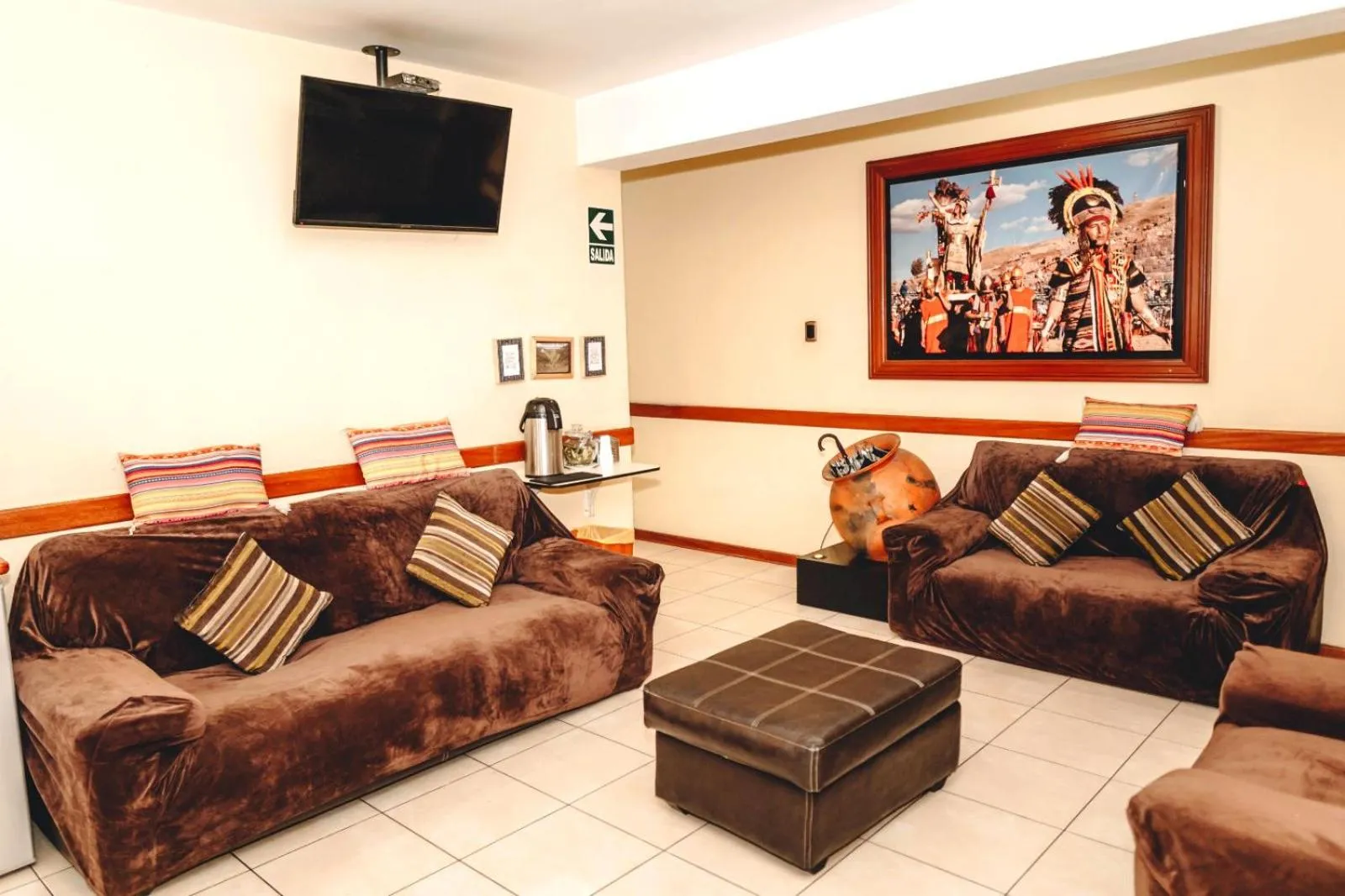 Property building in Qosqo Wasi