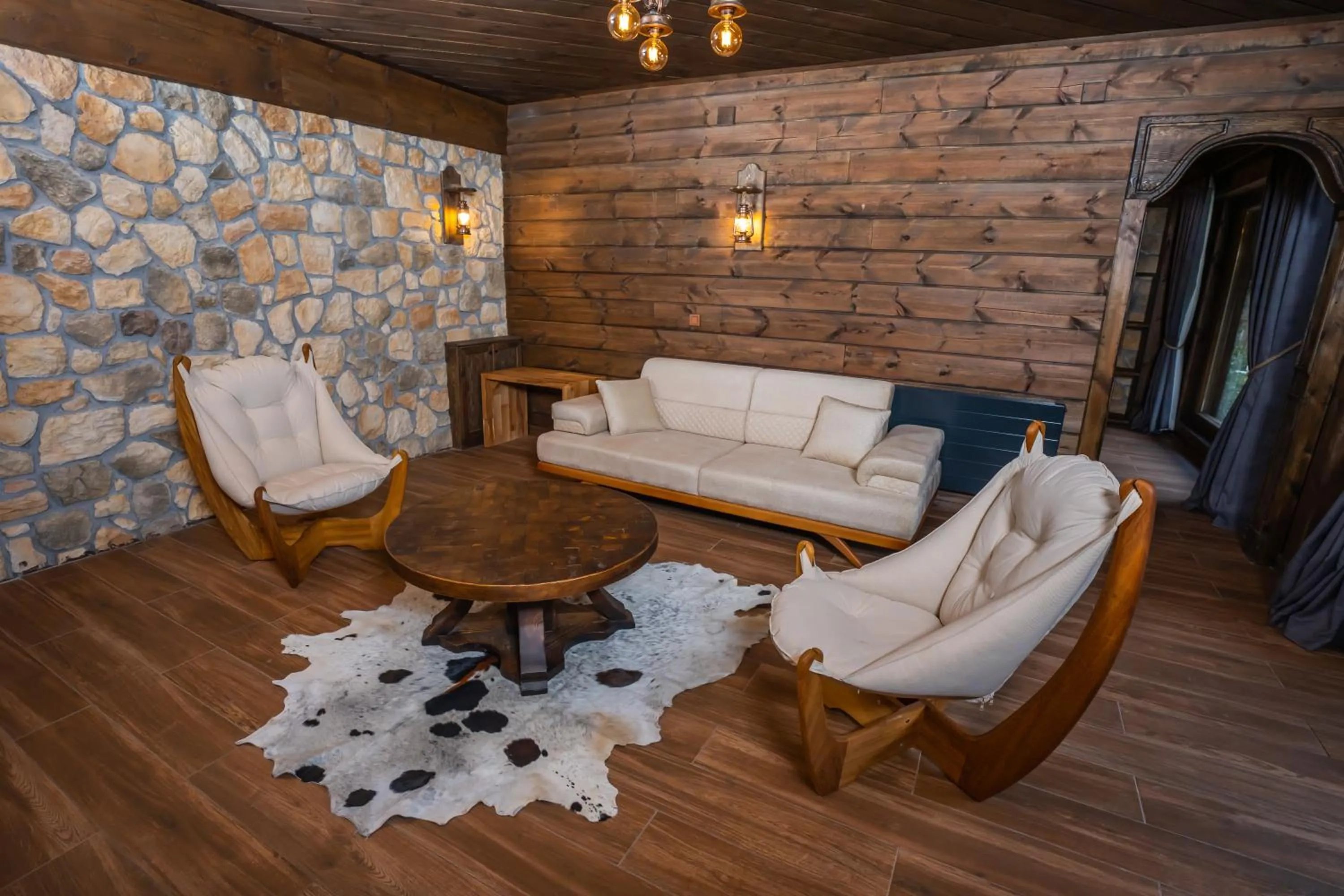 Bİ ABANT MASALI VİLLAGE HOTEL