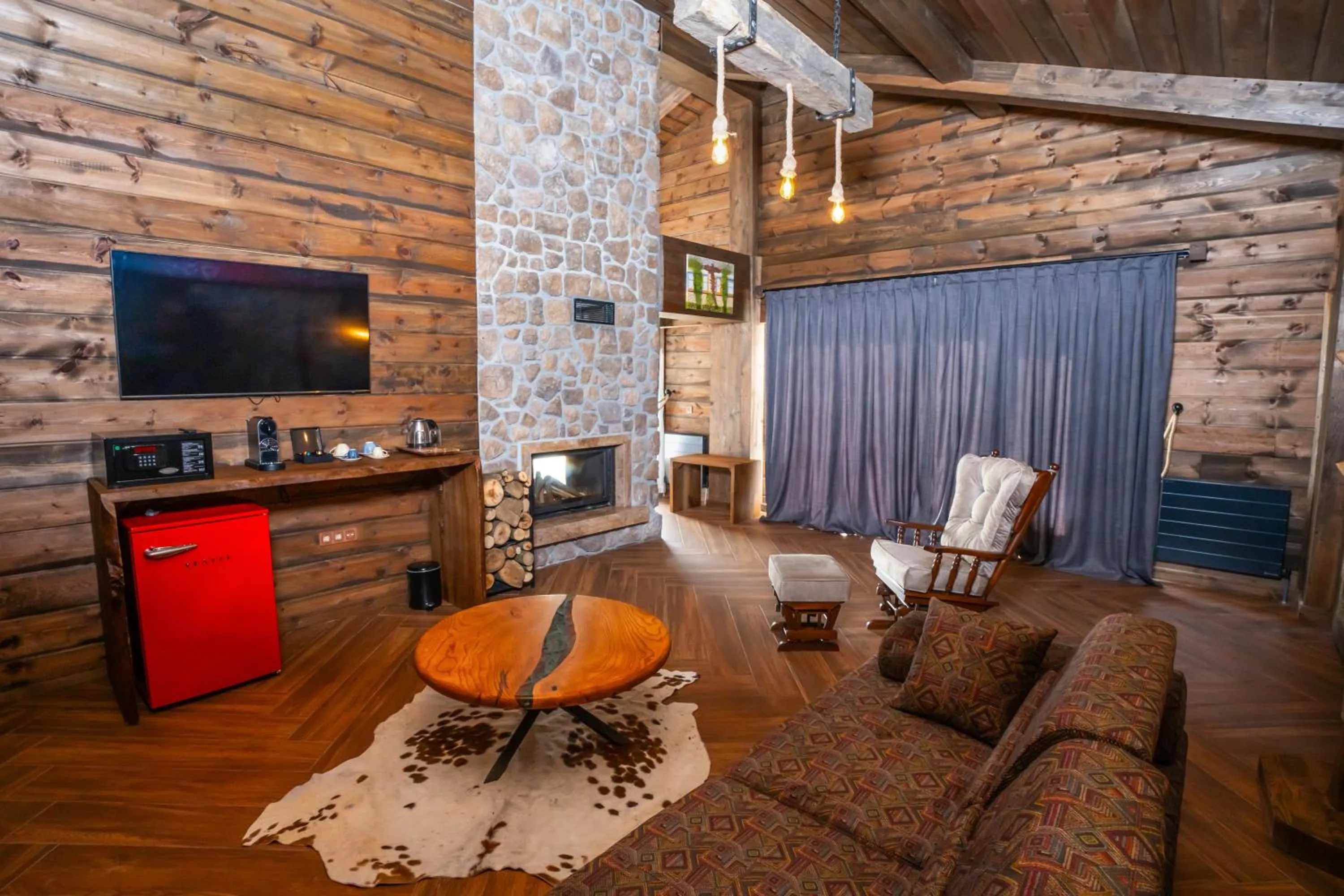 Bİ ABANT MASALI VİLLAGE HOTEL