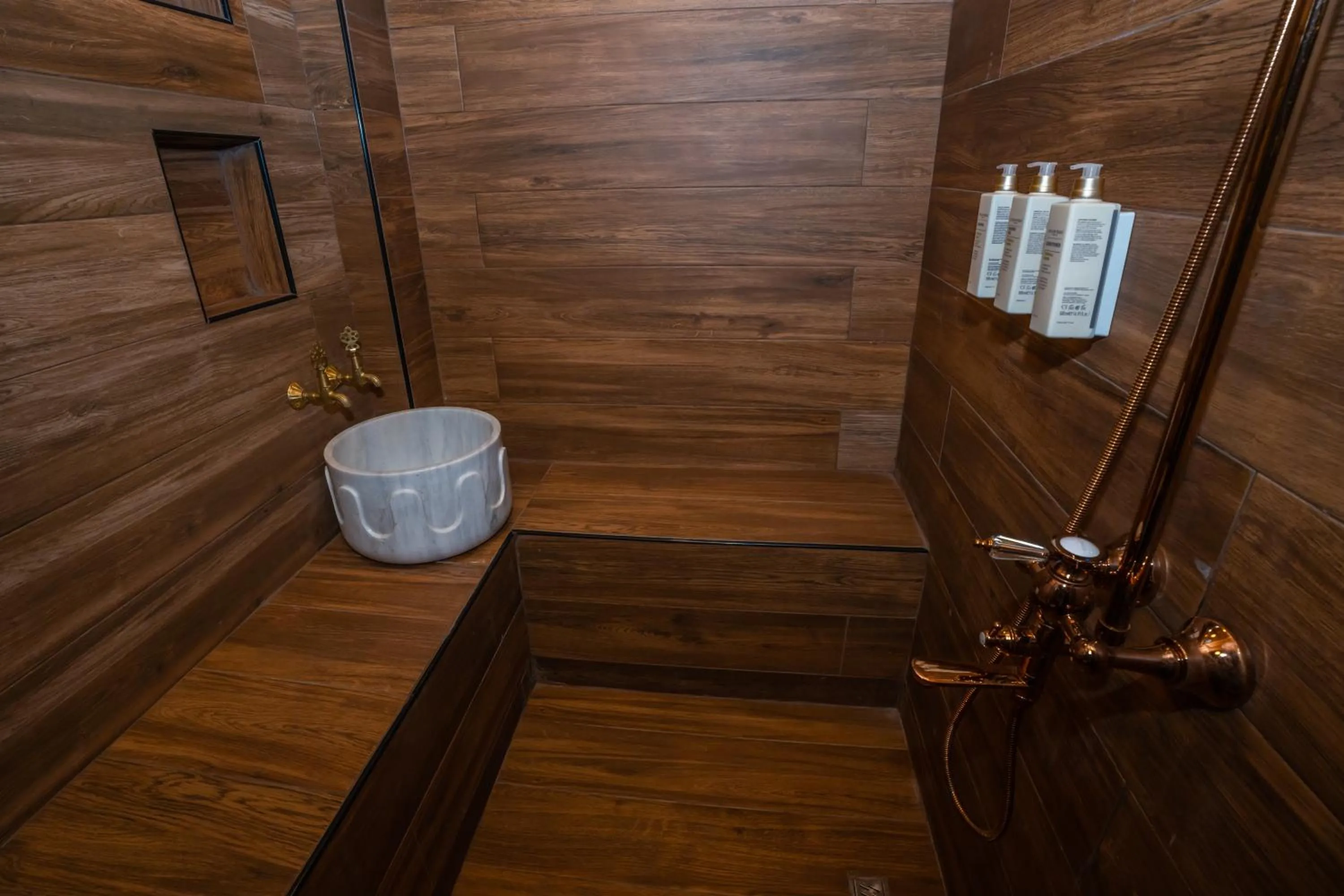 Bİ ABANT MASALI VİLLAGE HOTEL