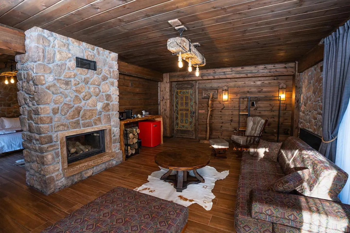 Bed in Bİ ABANT MASALI VİLLAGE HOTEL