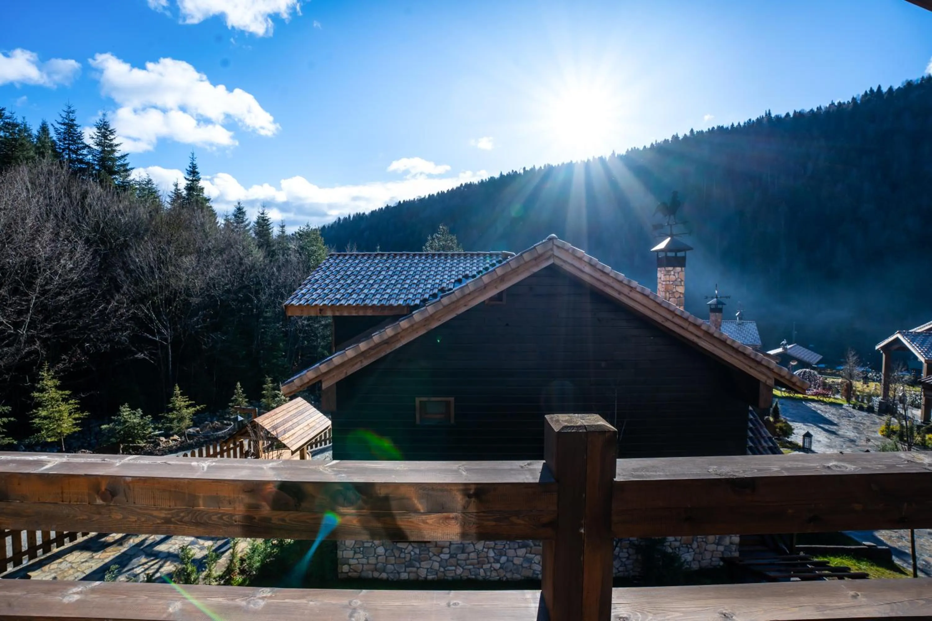 Bİ ABANT MASALI VİLLAGE HOTEL