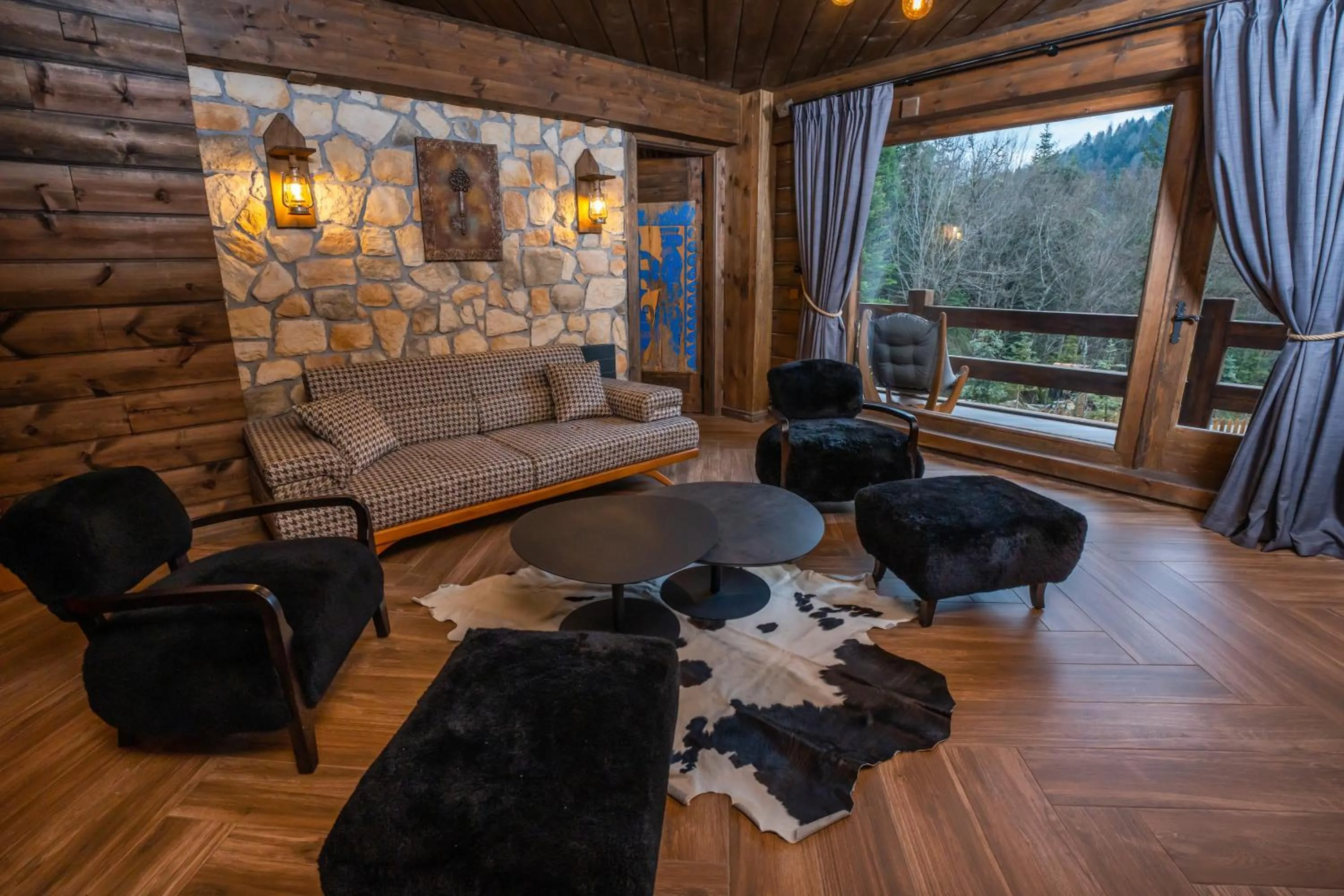 Bİ ABANT MASALI VİLLAGE HOTEL