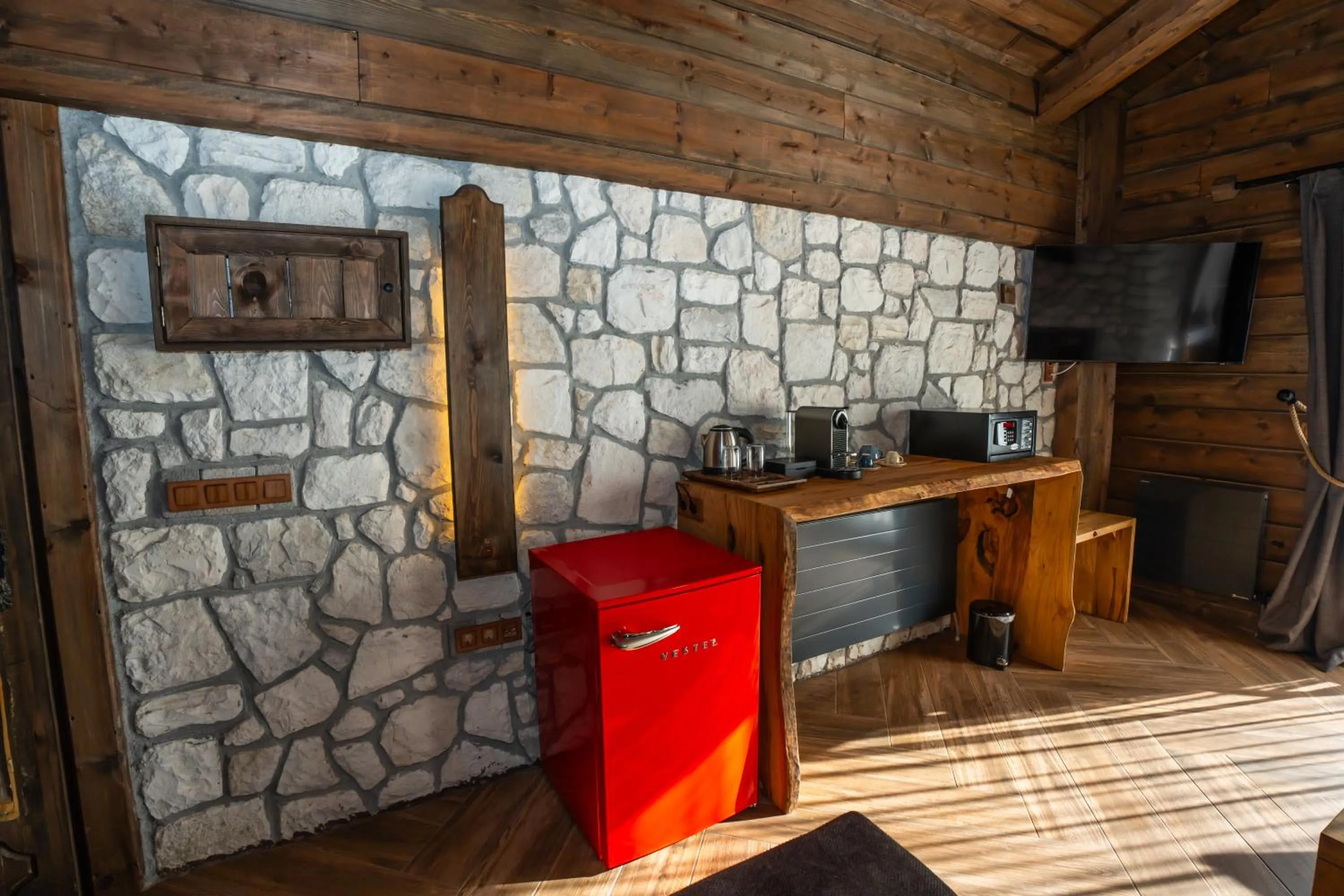 Bİ ABANT MASALI VİLLAGE HOTEL