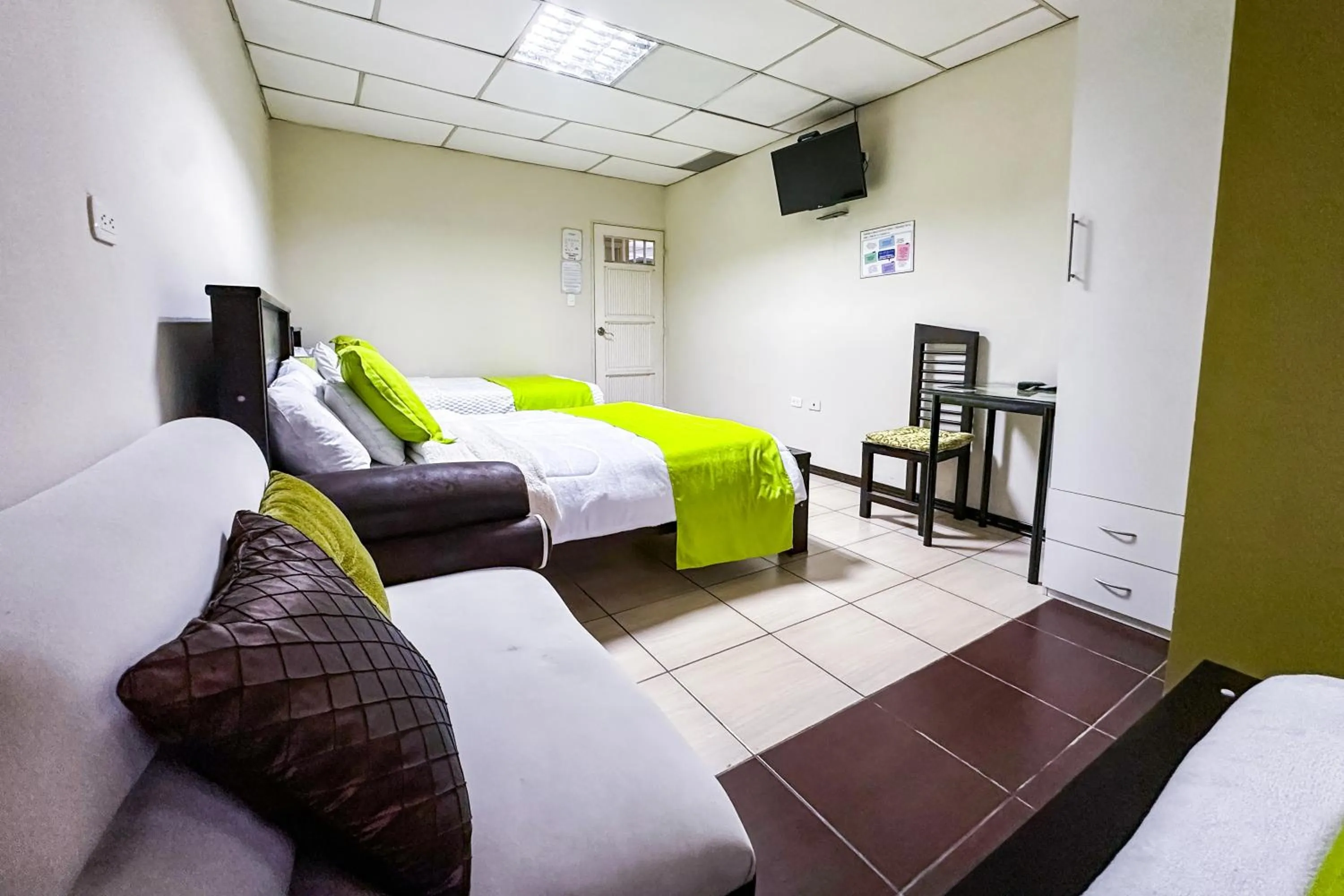 Bed in Hotel Las Gardenias