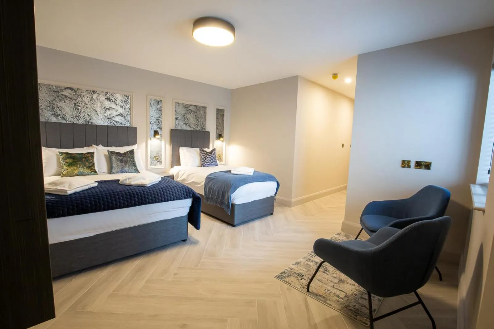 Bedroom, Bed in The Abbeygate Townhouse