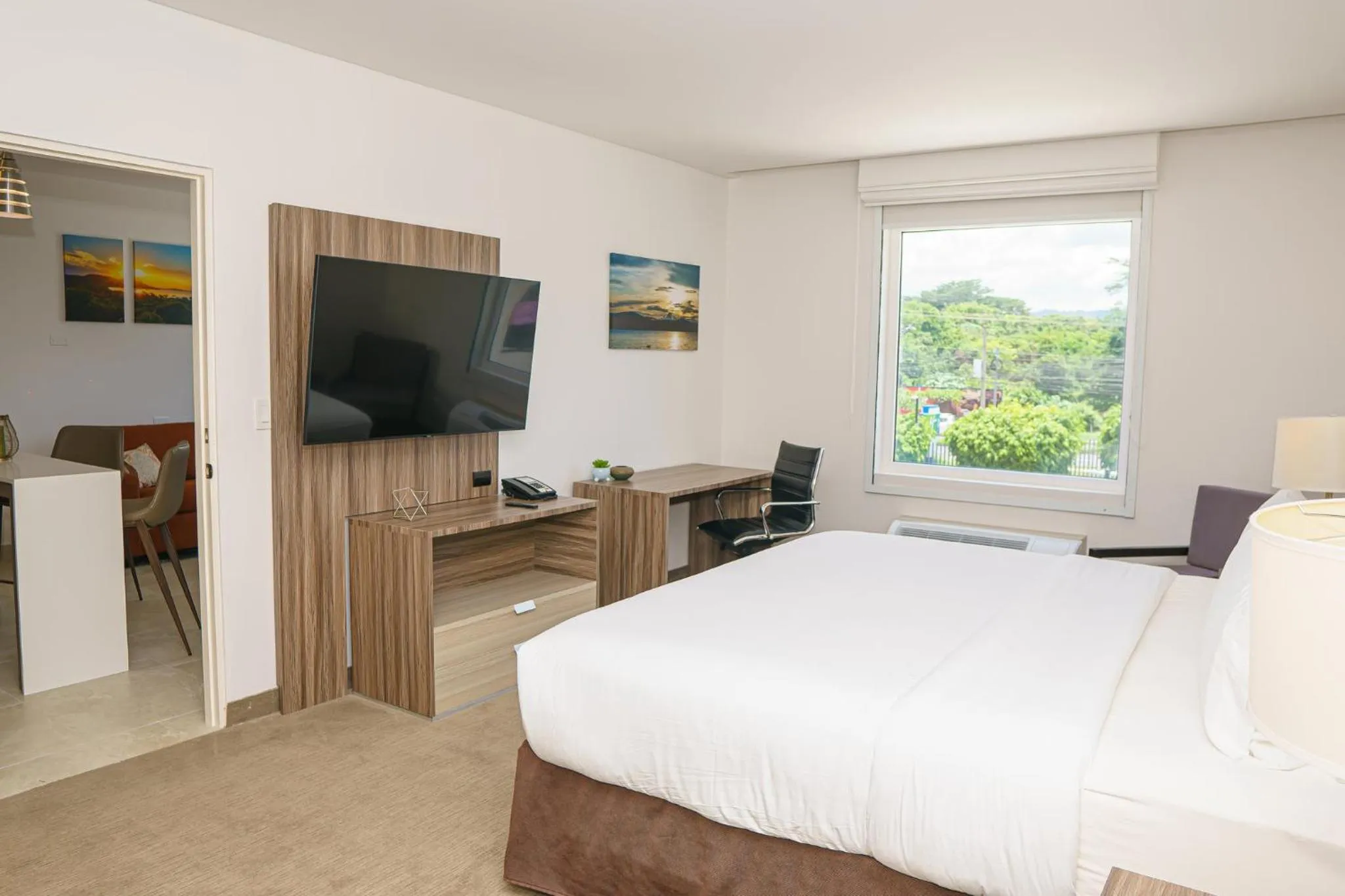 Photo of the whole room, Bed in Holiday Inn Express Managua by IHG