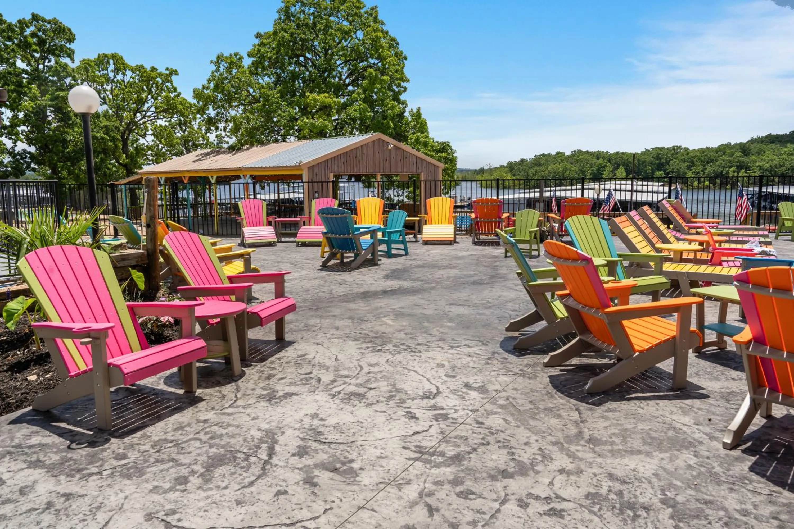 Swimming pool in Rock Lane Resort & Marina