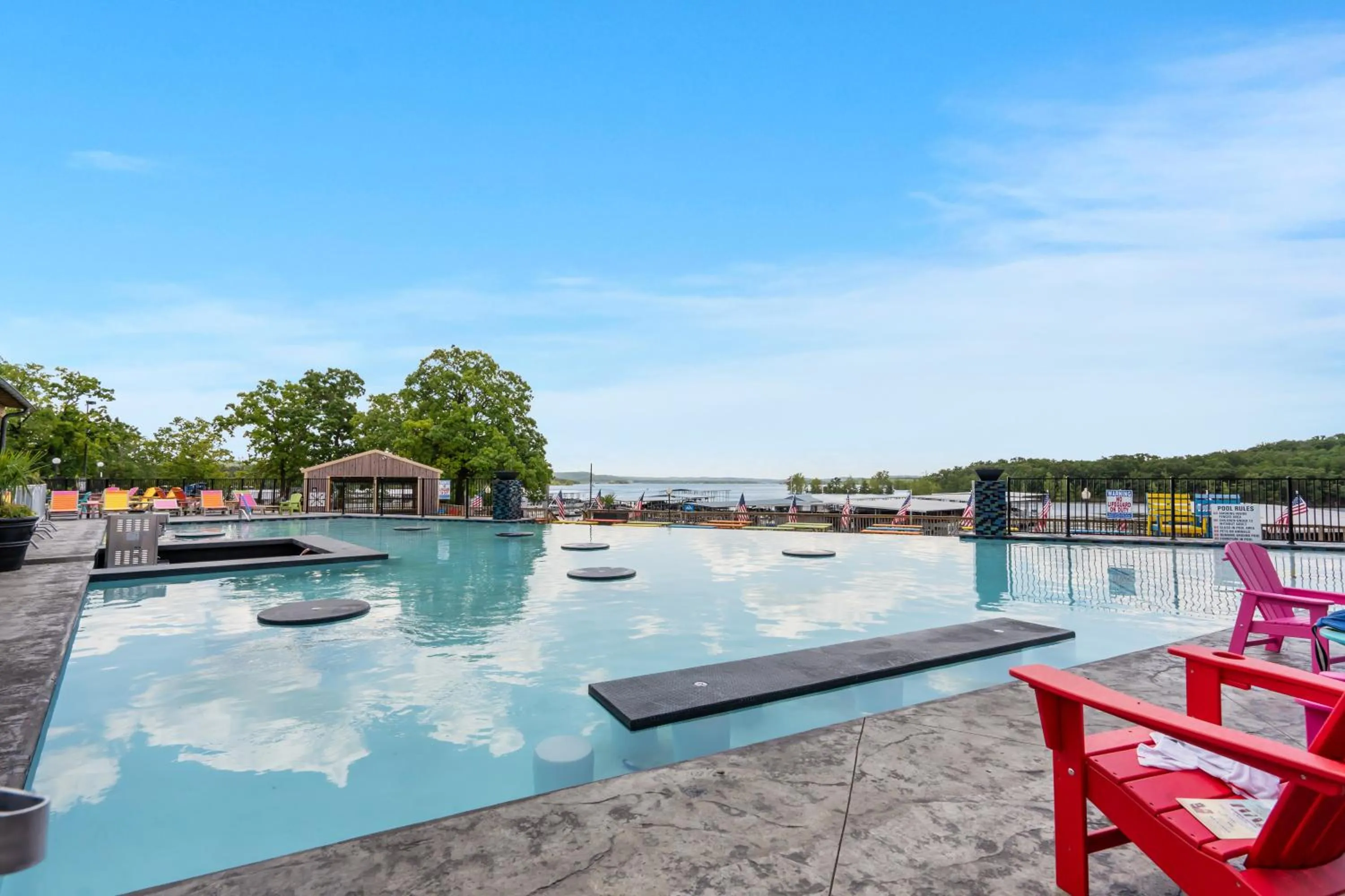 Swimming pool in Rock Lane Resort & Marina