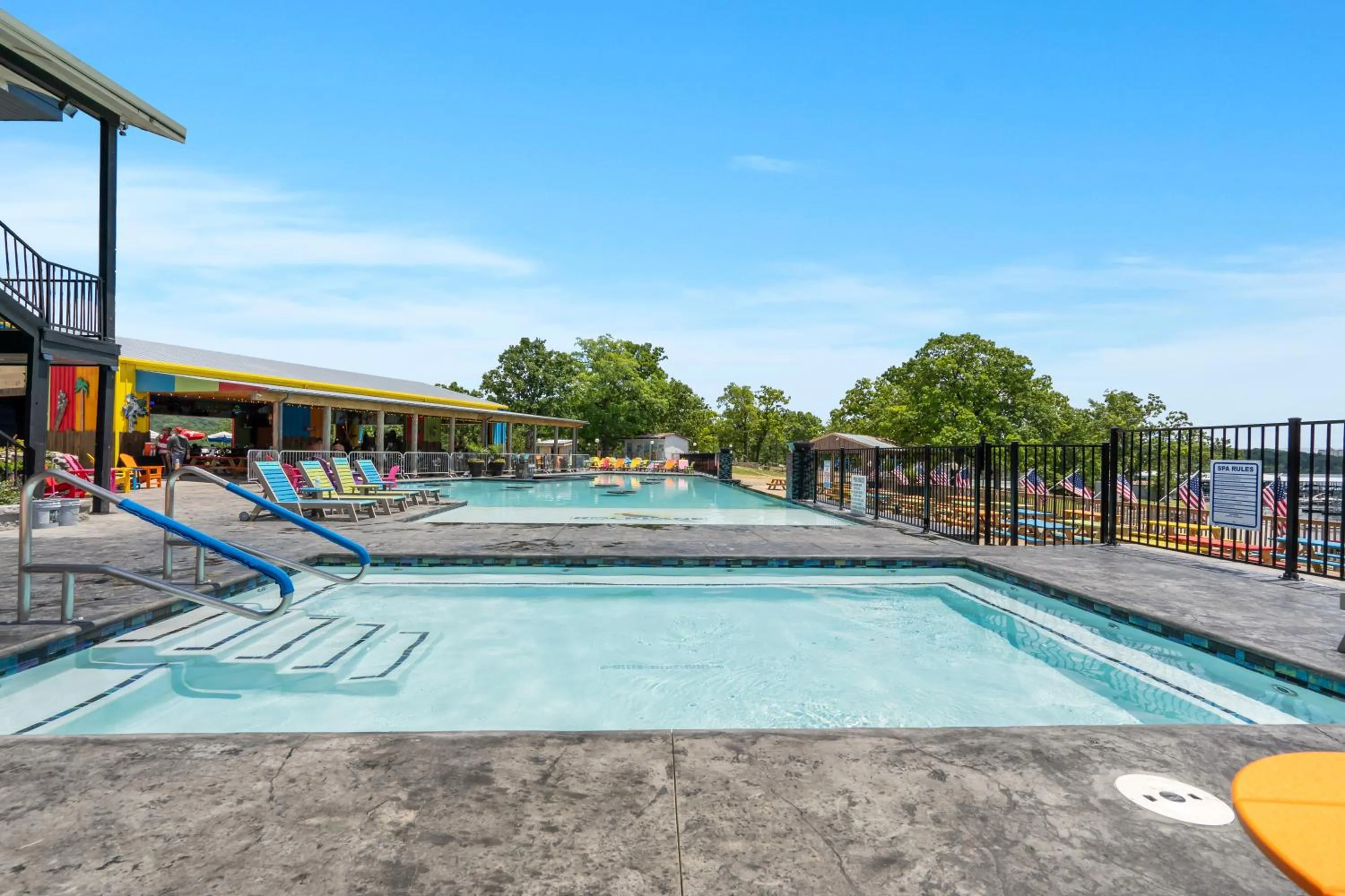 Hot Tub in Rock Lane Resort & Marina