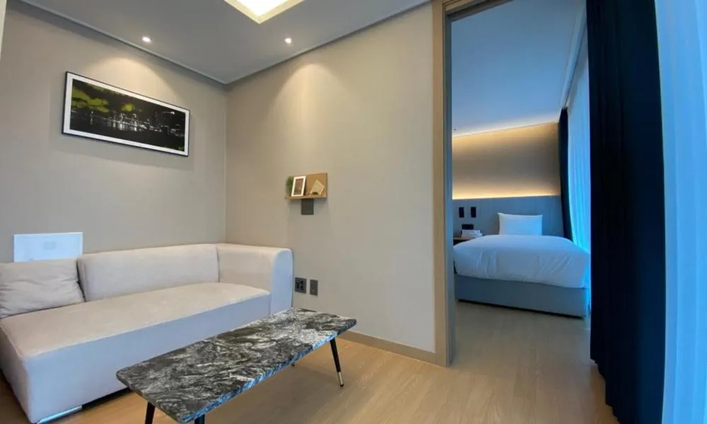 Bed in D OV Haeundae Hotel