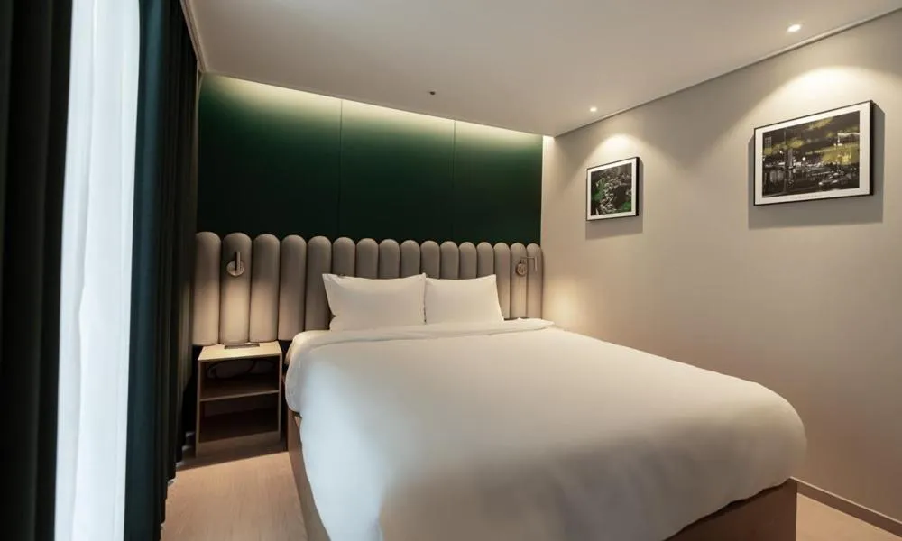 Bedroom, Bed in D OV Haeundae Hotel