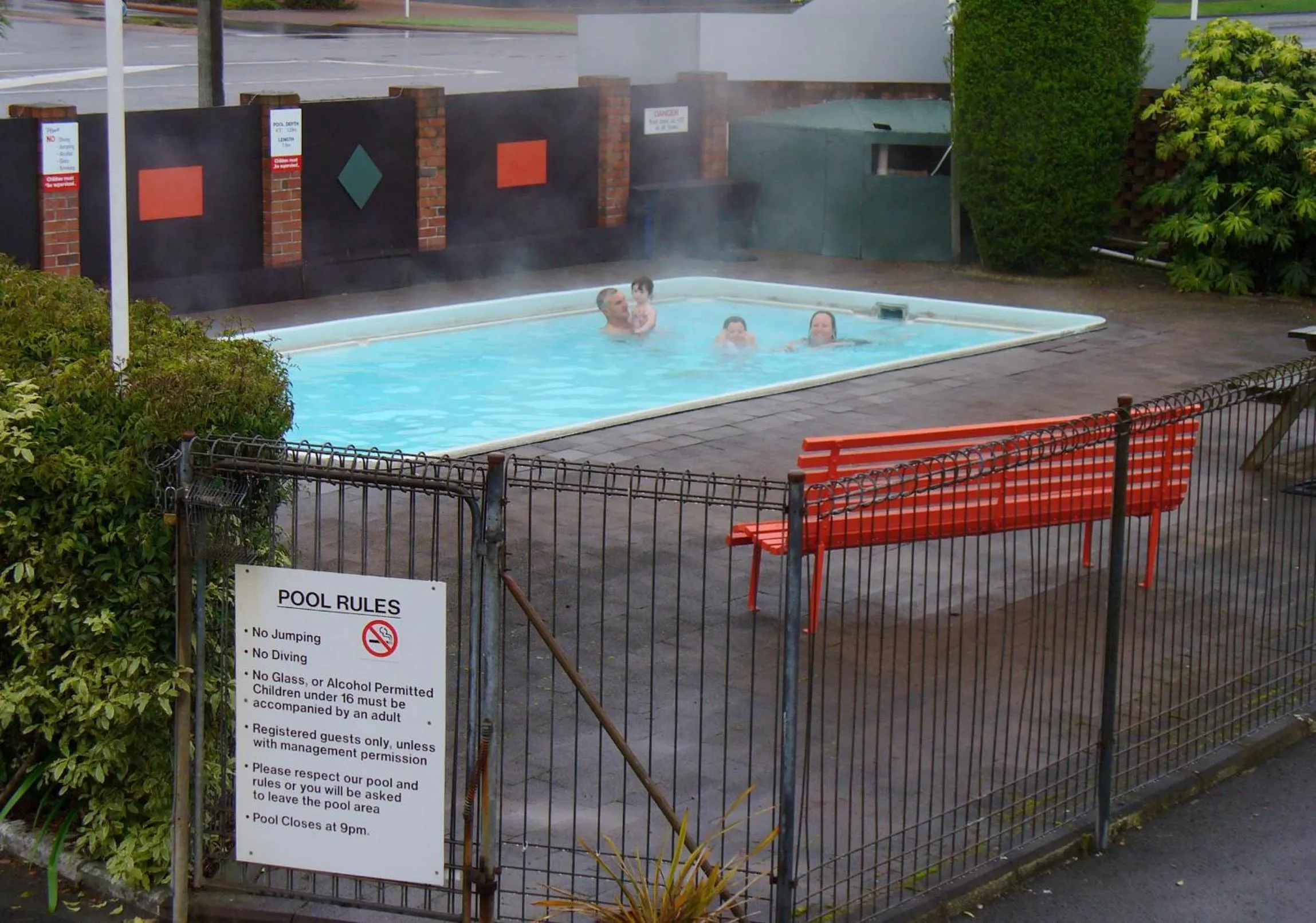 Swimming pool in Kuirau Park Motor Lodge- Thermal Mineral pool