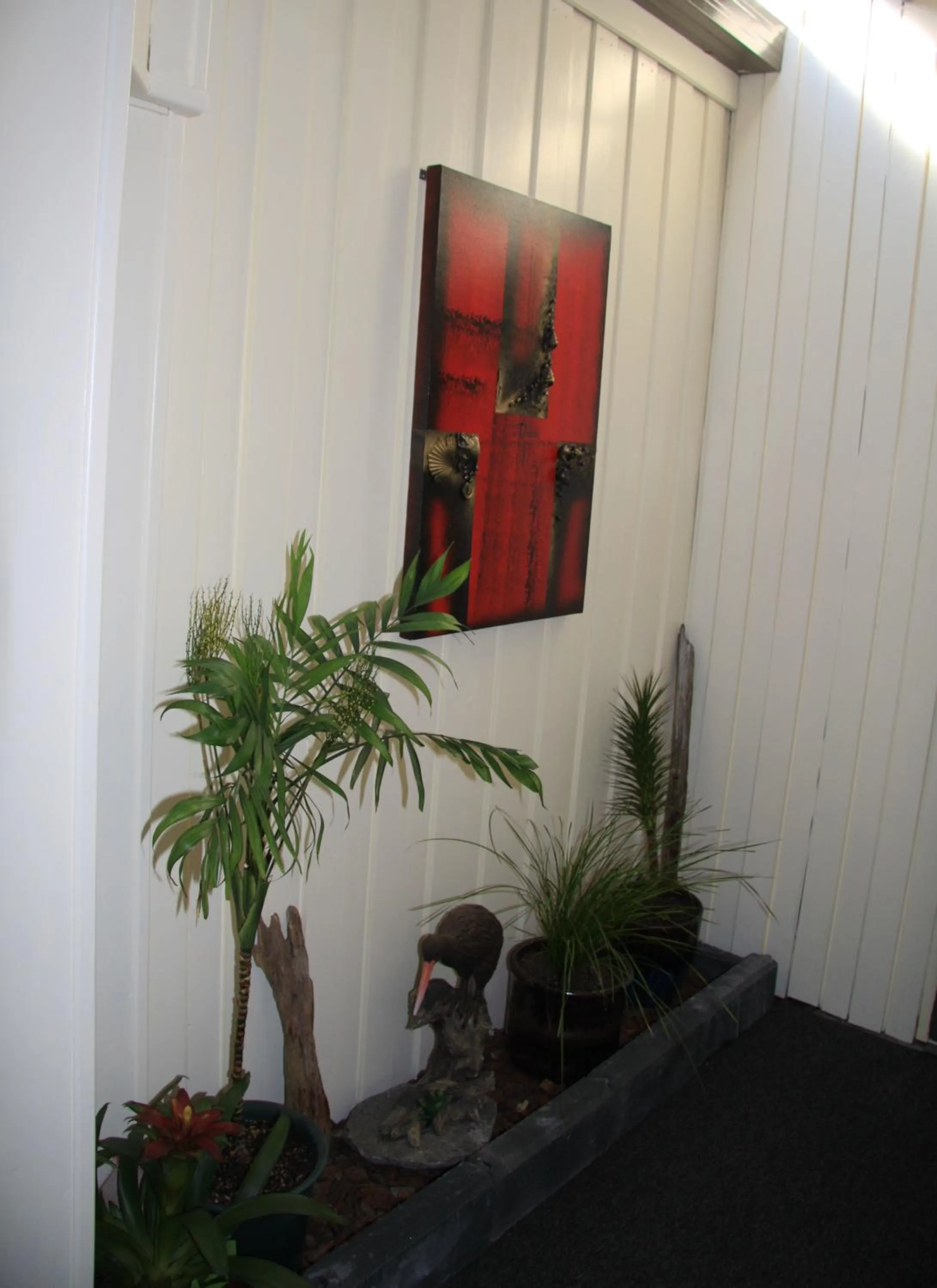 Decorative detail in Kuirau Park Motor Lodge- Thermal Mineral pool