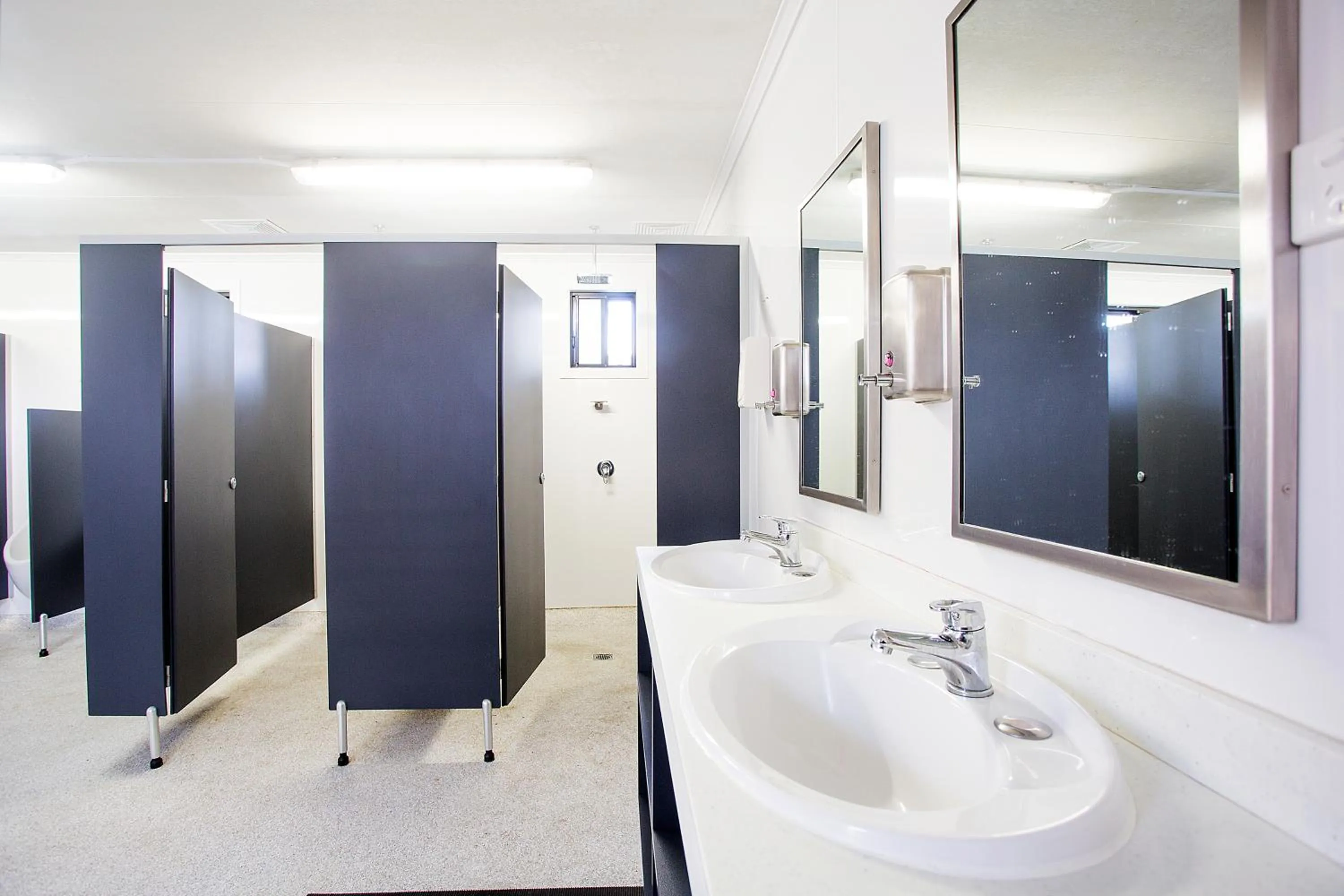 Shower in Mycow Accommodation Mackay