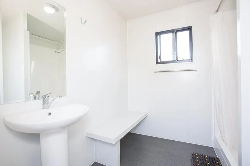 Shower in Mycow Accommodation Mackay