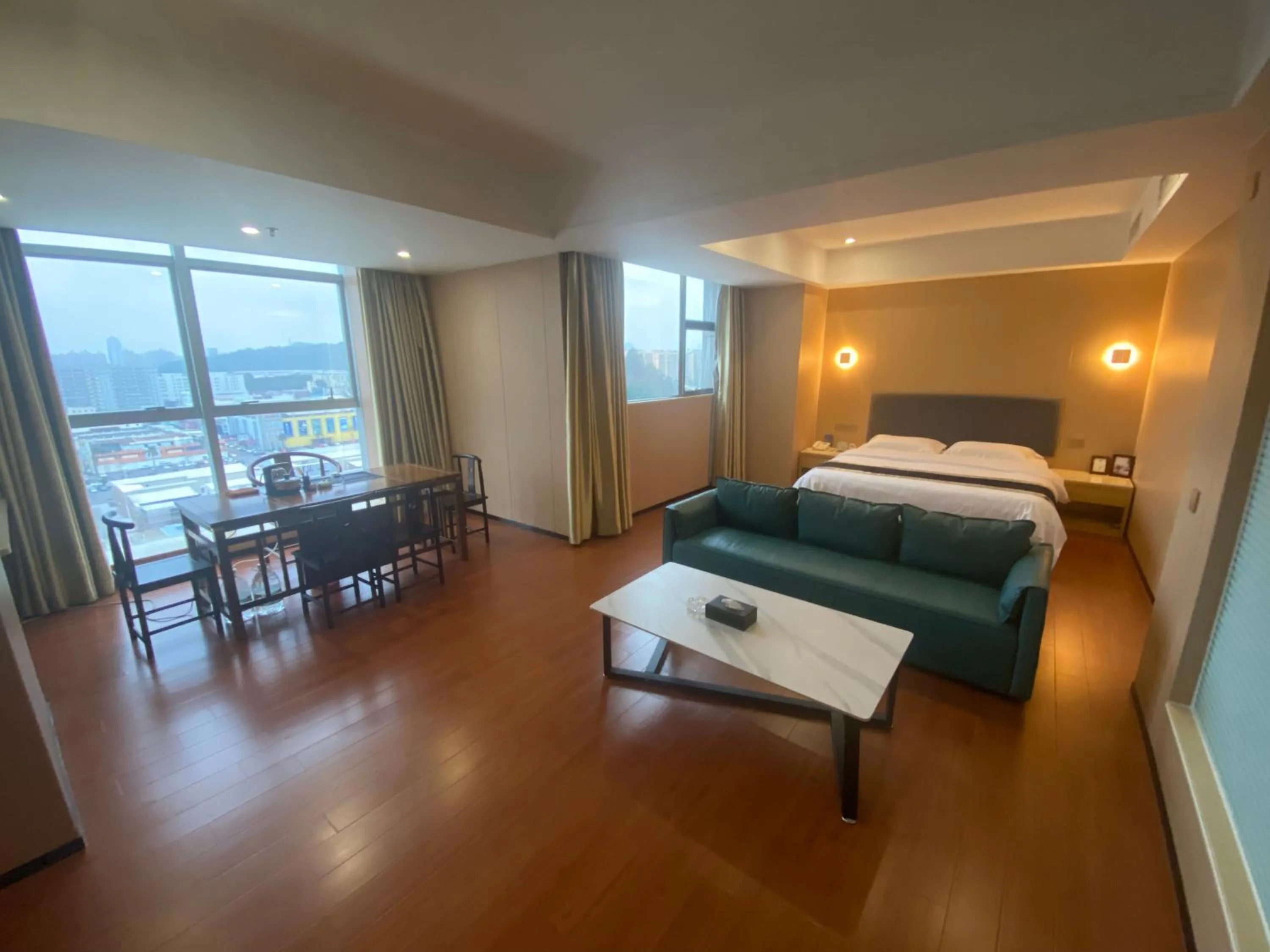 Bed in Green Island Holiday Hotel