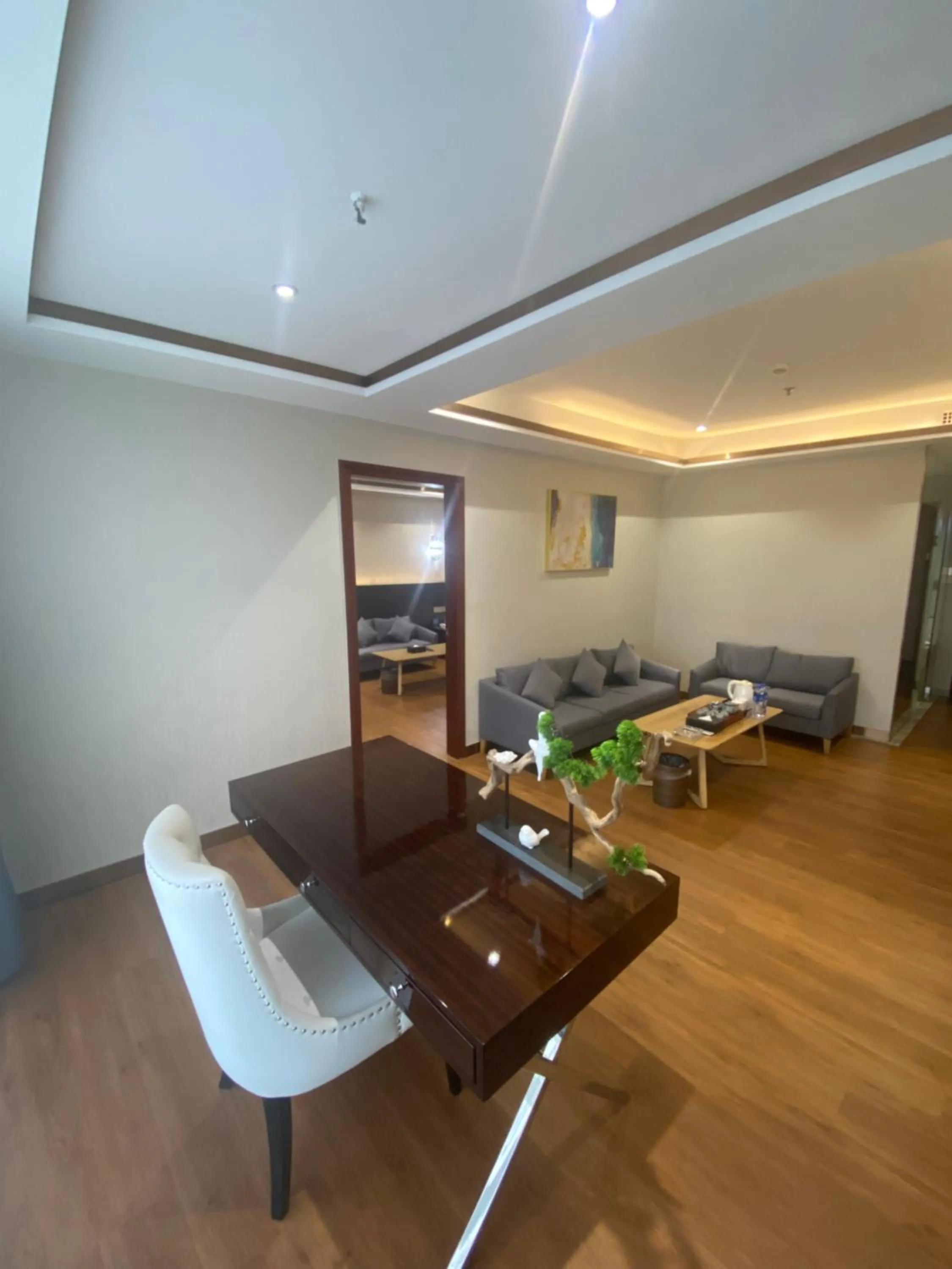 Green Island Holiday Hotel