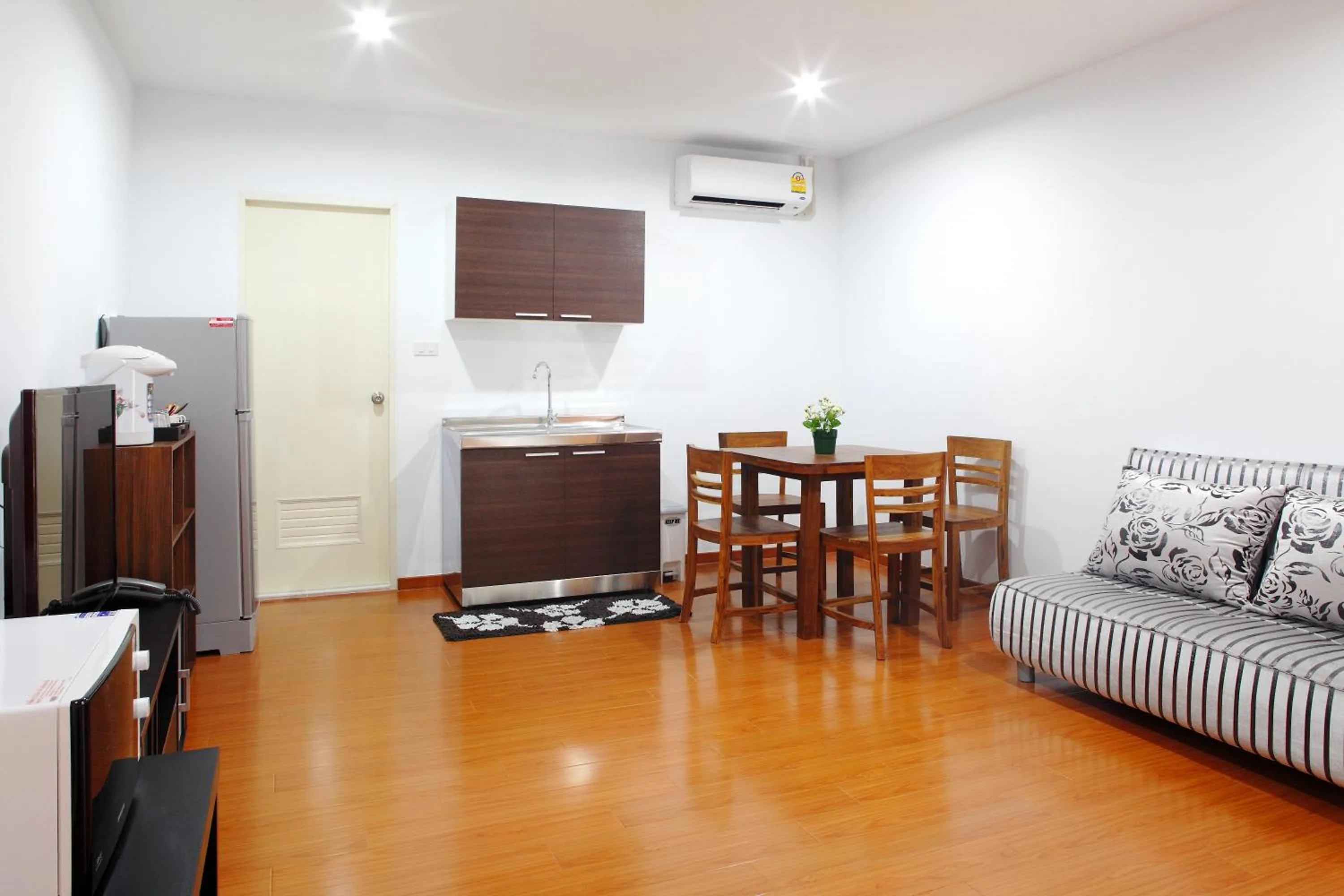 Bedroom in Double DD House at MRT Sutthisarn