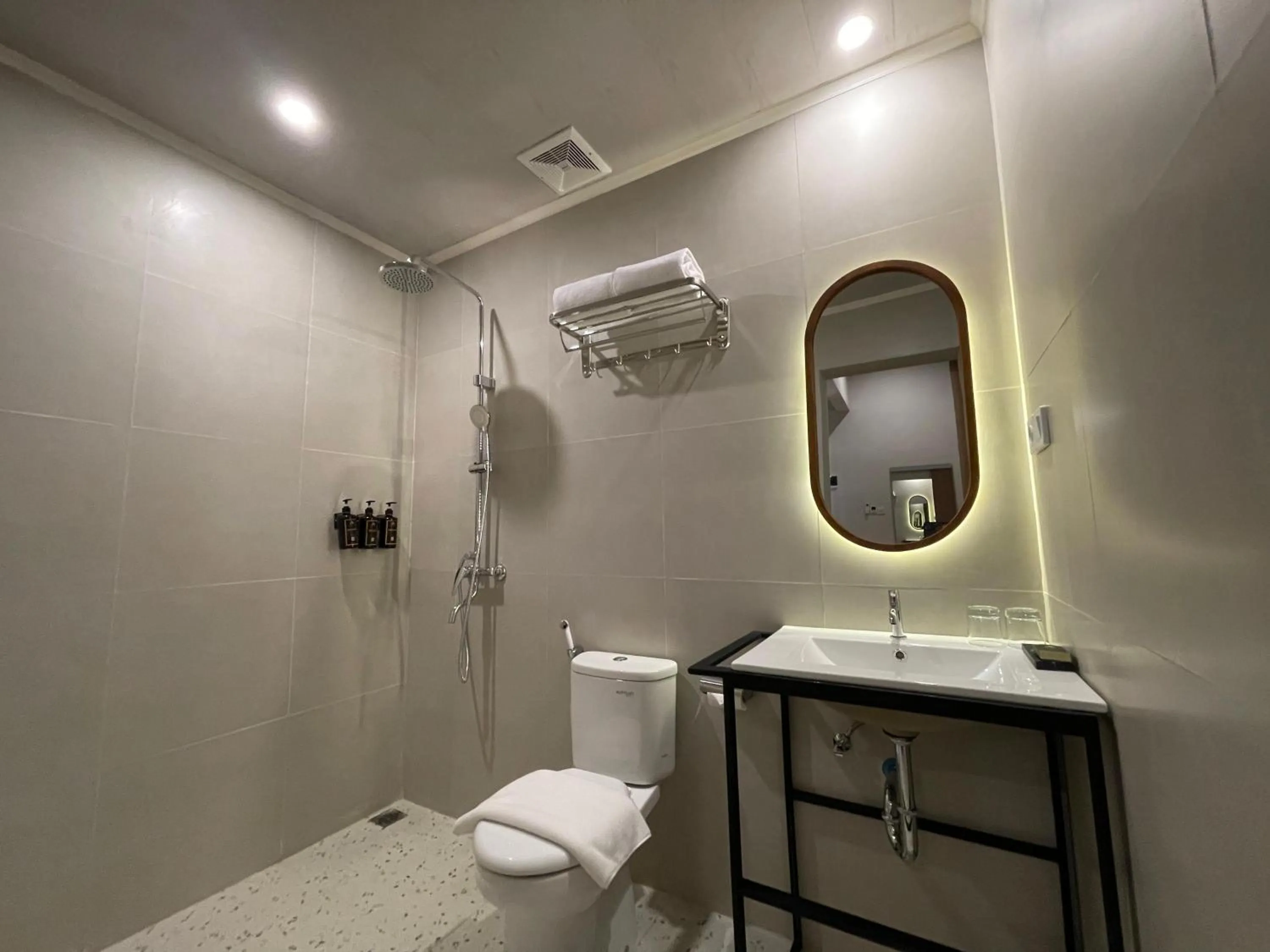 Bathroom in Azana Essence Sanggabuana Bogor