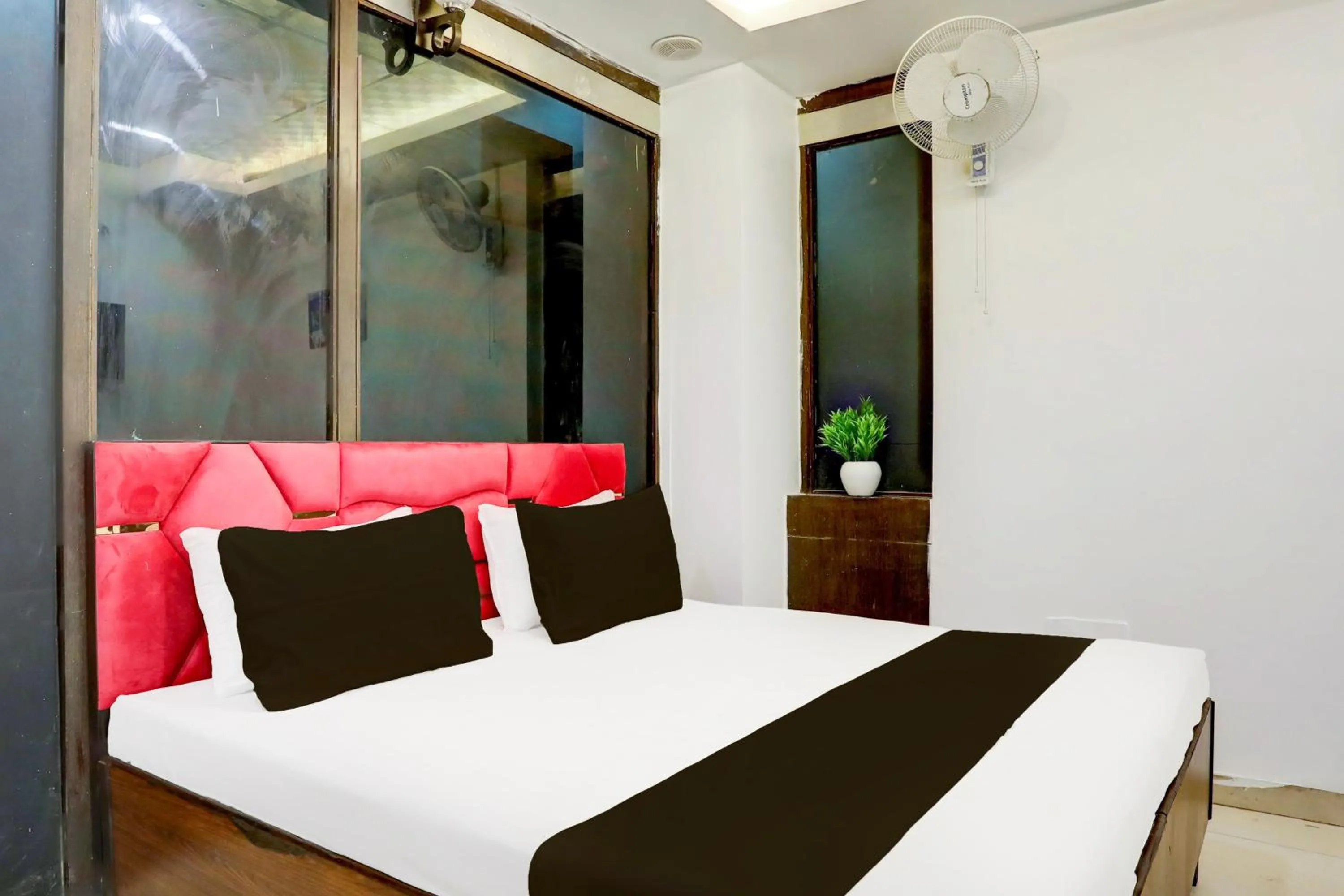 Bedroom, Bed in Hotel O Kashish Residency