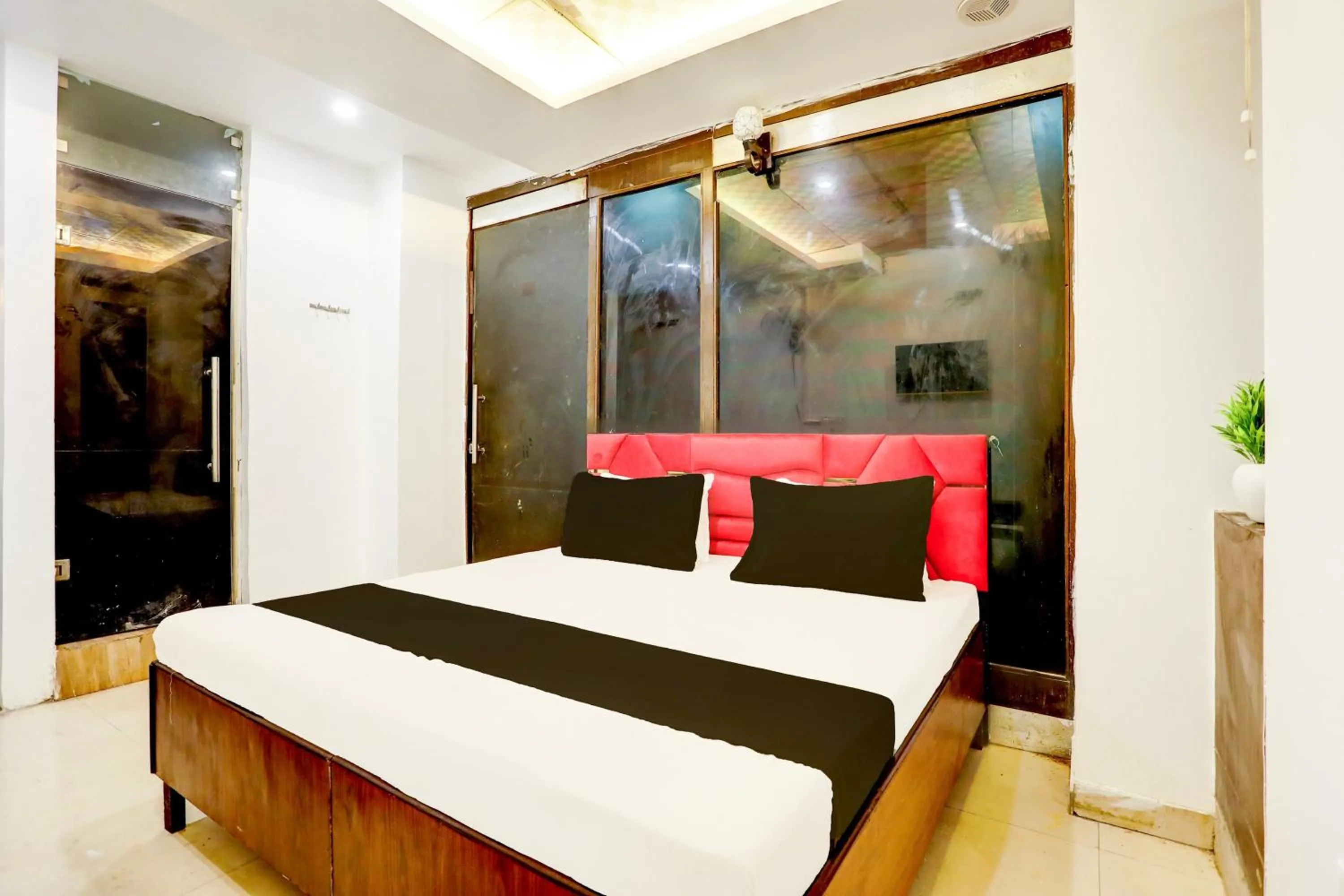 Bedroom, Bed in Hotel O Kashish Residency