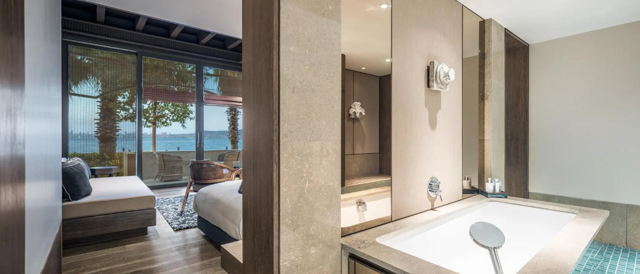 Bathroom, Bed in Princes' Palace Resort, Buyukada - Member of The Leading Hotels of the World