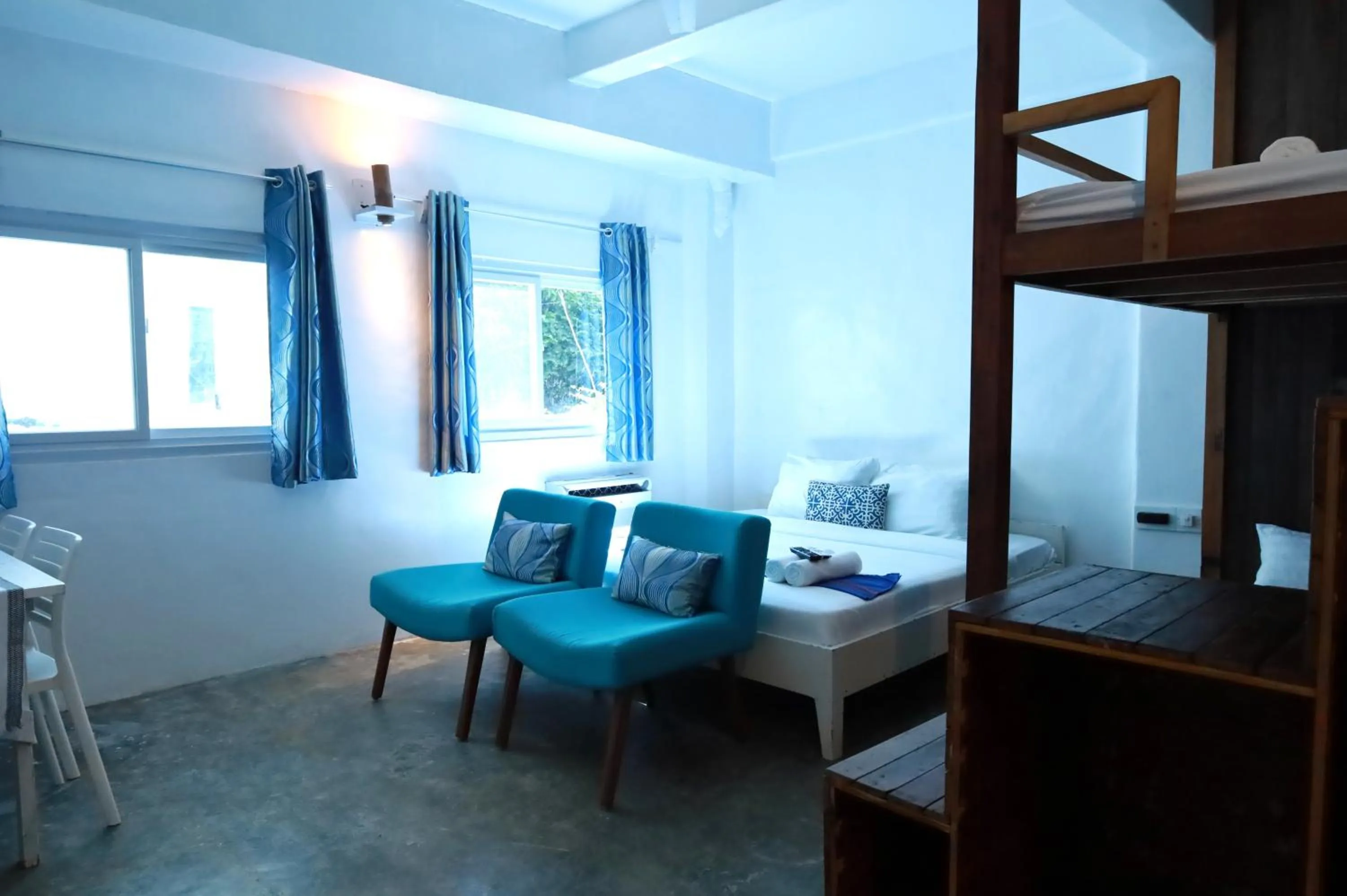 Bedroom, Bed in Chalaroste Place by SMS Hospitality