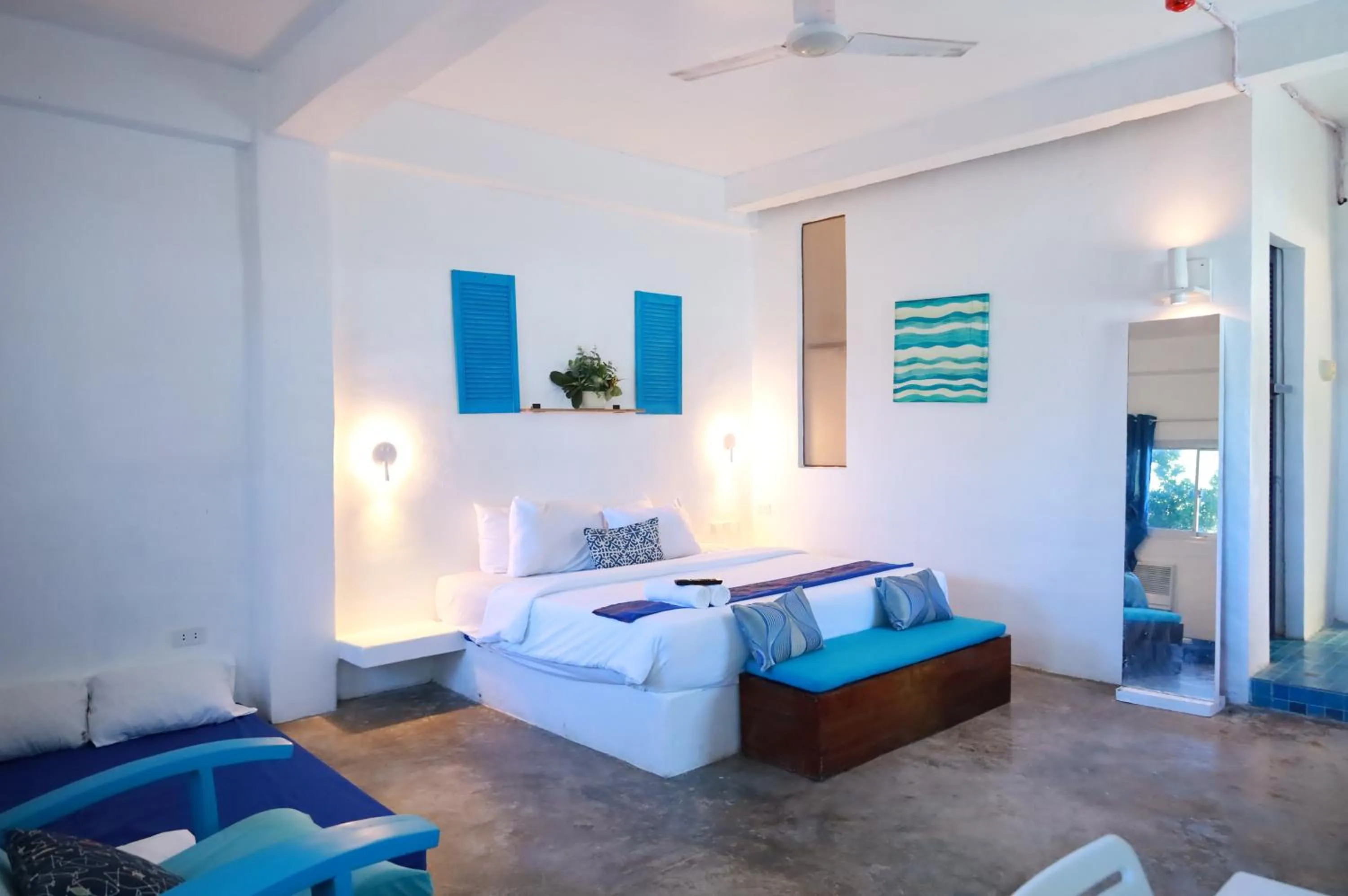 Photo of the whole room, Bed in Chalaroste Place by SMS Hospitality