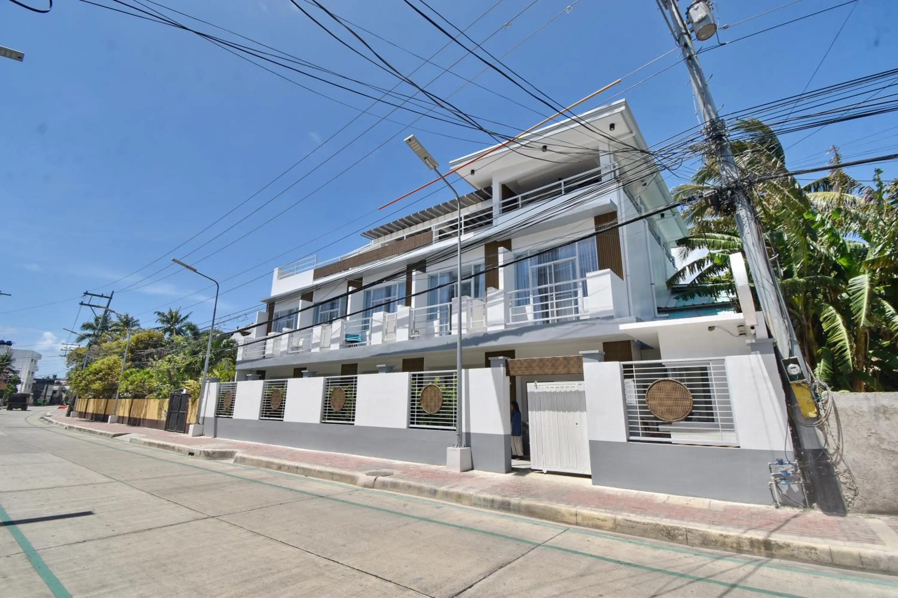 Property building in Bale Mi Boracay