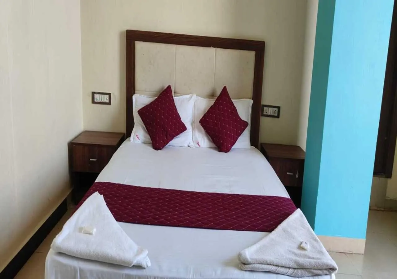 Bedroom, Bed in Hotel Blue Sky Residency