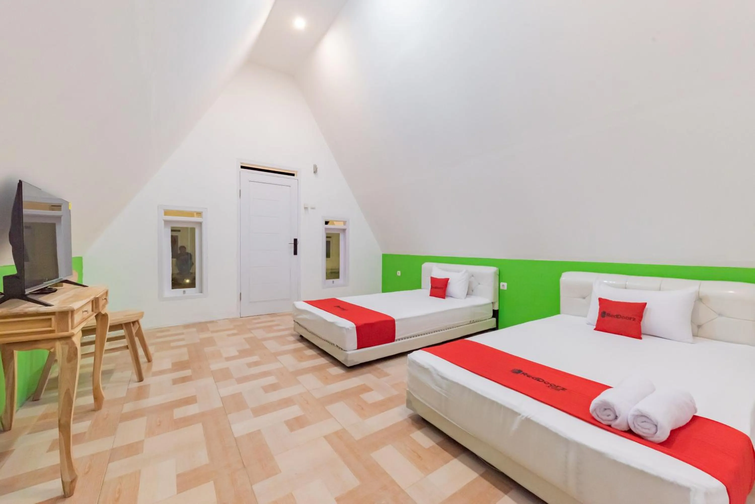 Bed in RedDoorz Syariah Plus Near Sukabumi Station