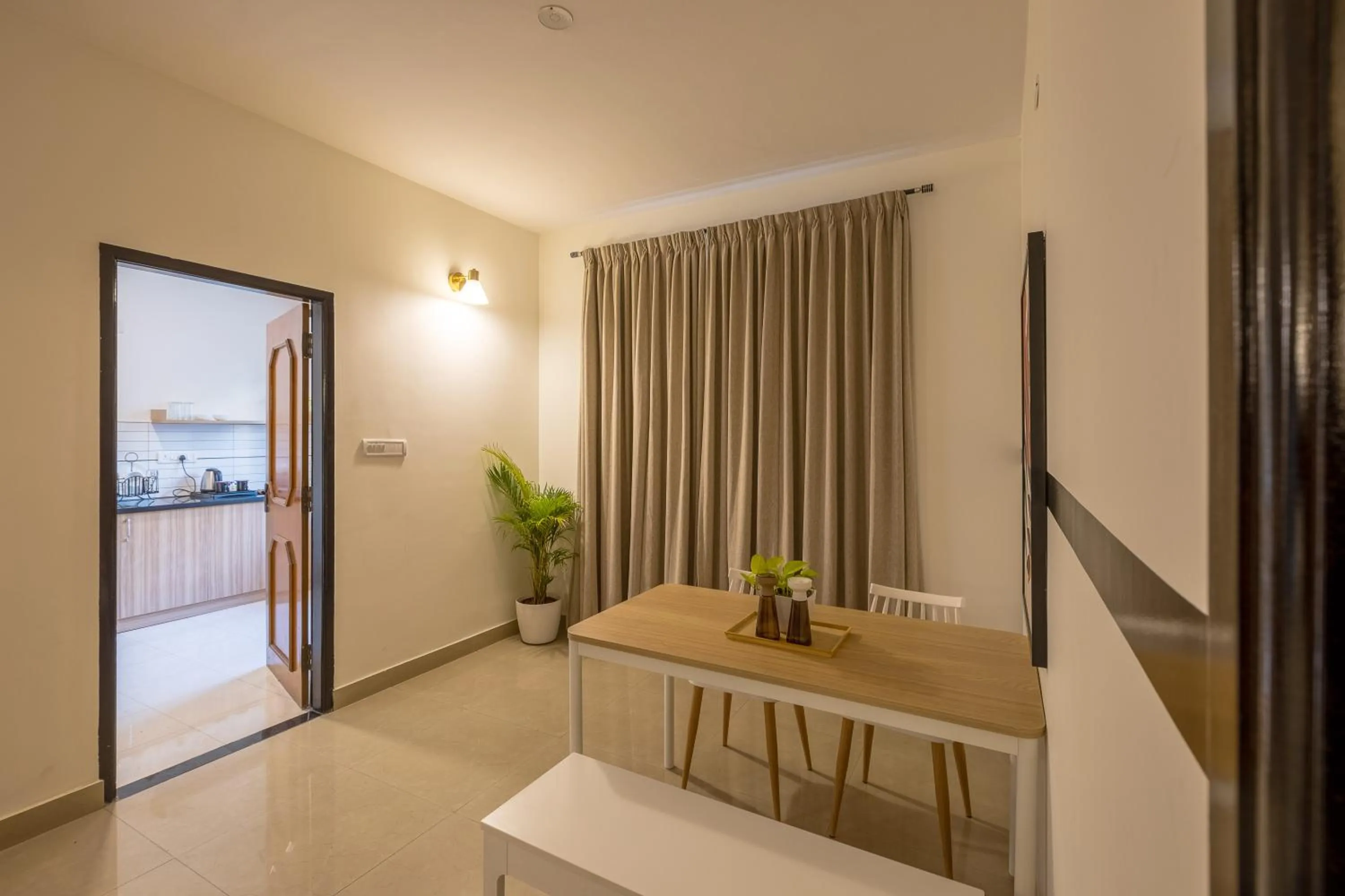 Dining area in Olive Hotel Palace Road by Embassy Group