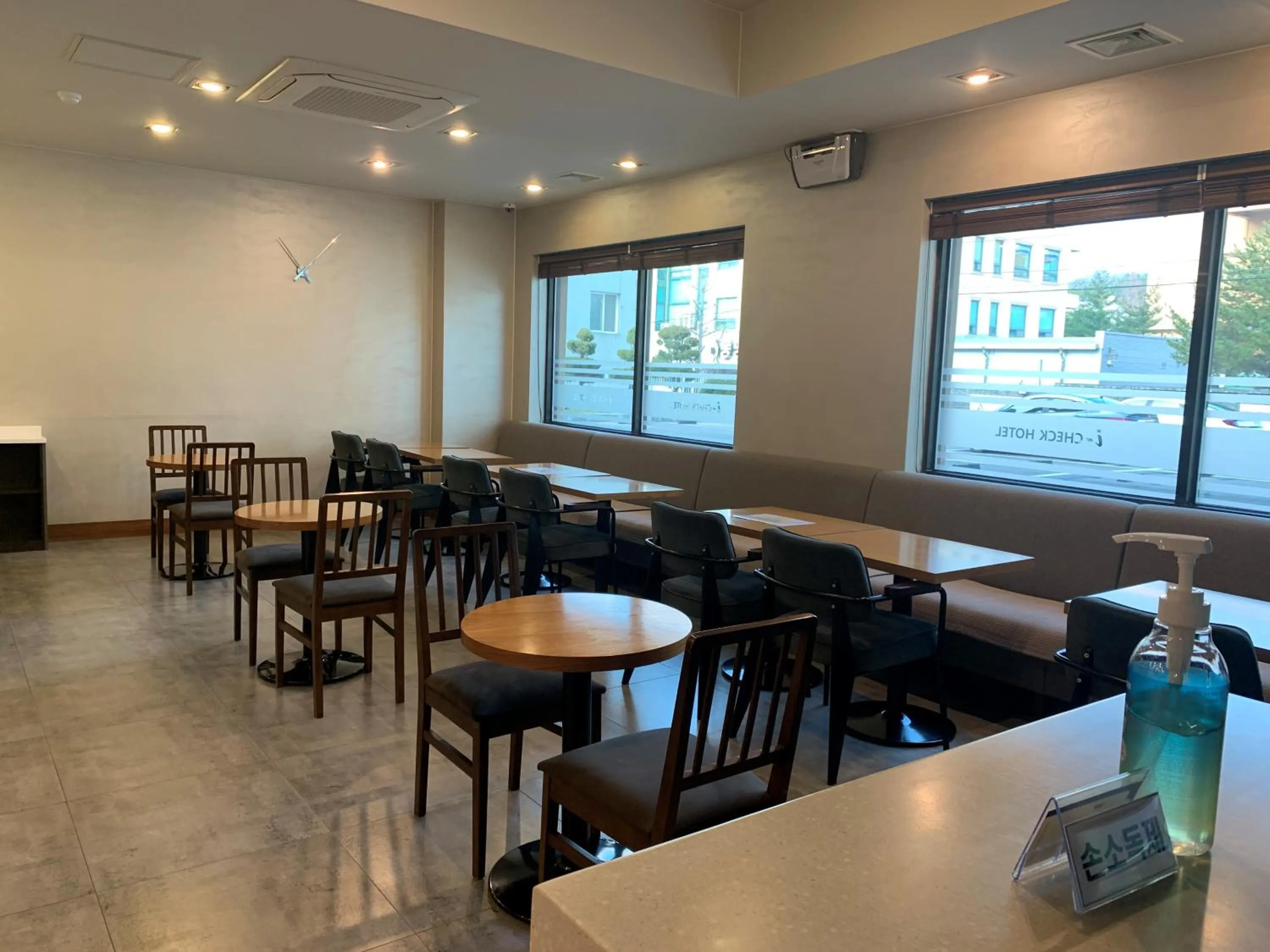 Lobby or reception in I-check Hyunjin Hotel