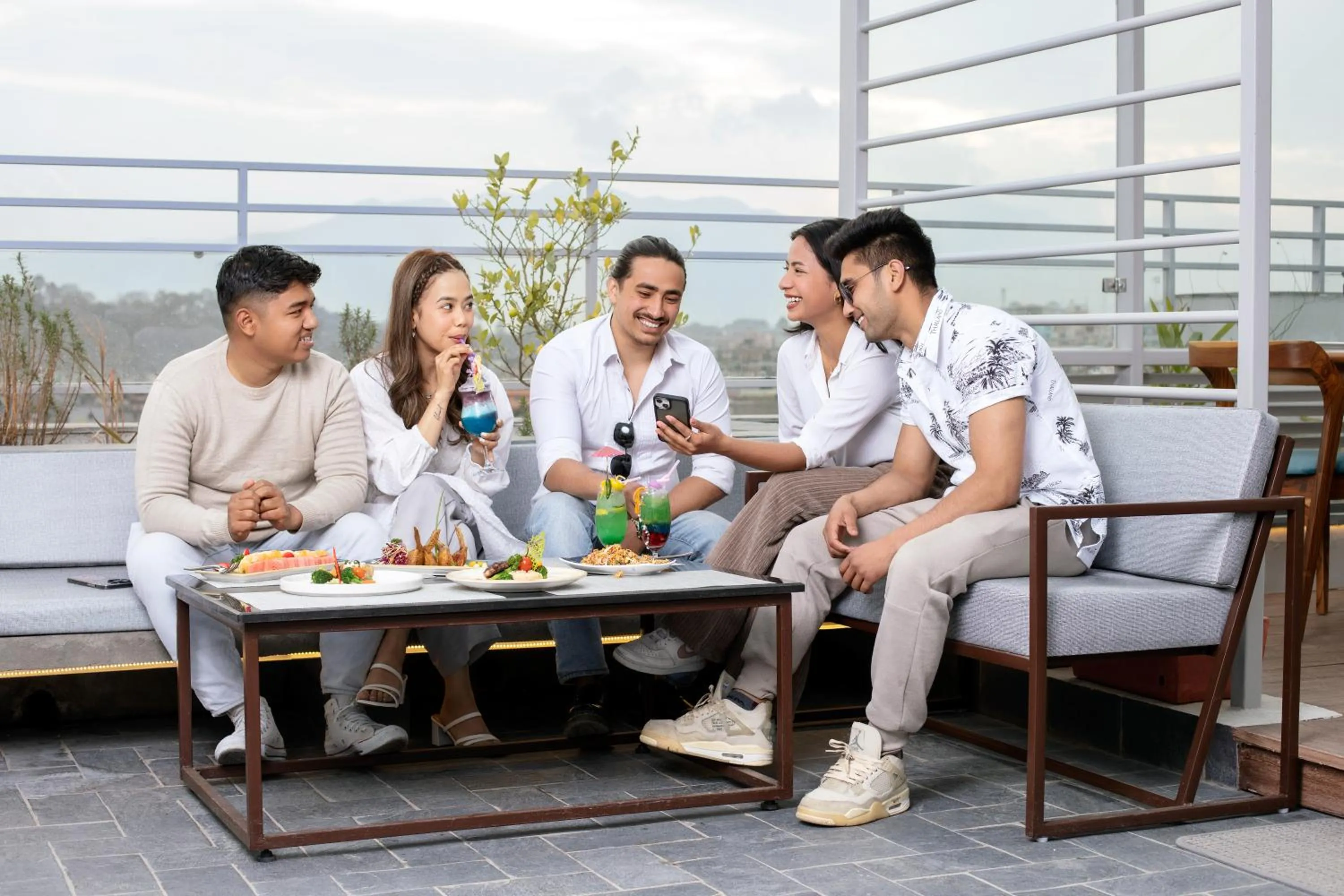 Restaurant/places to eat in HOTEL BHRIKUTI TARA