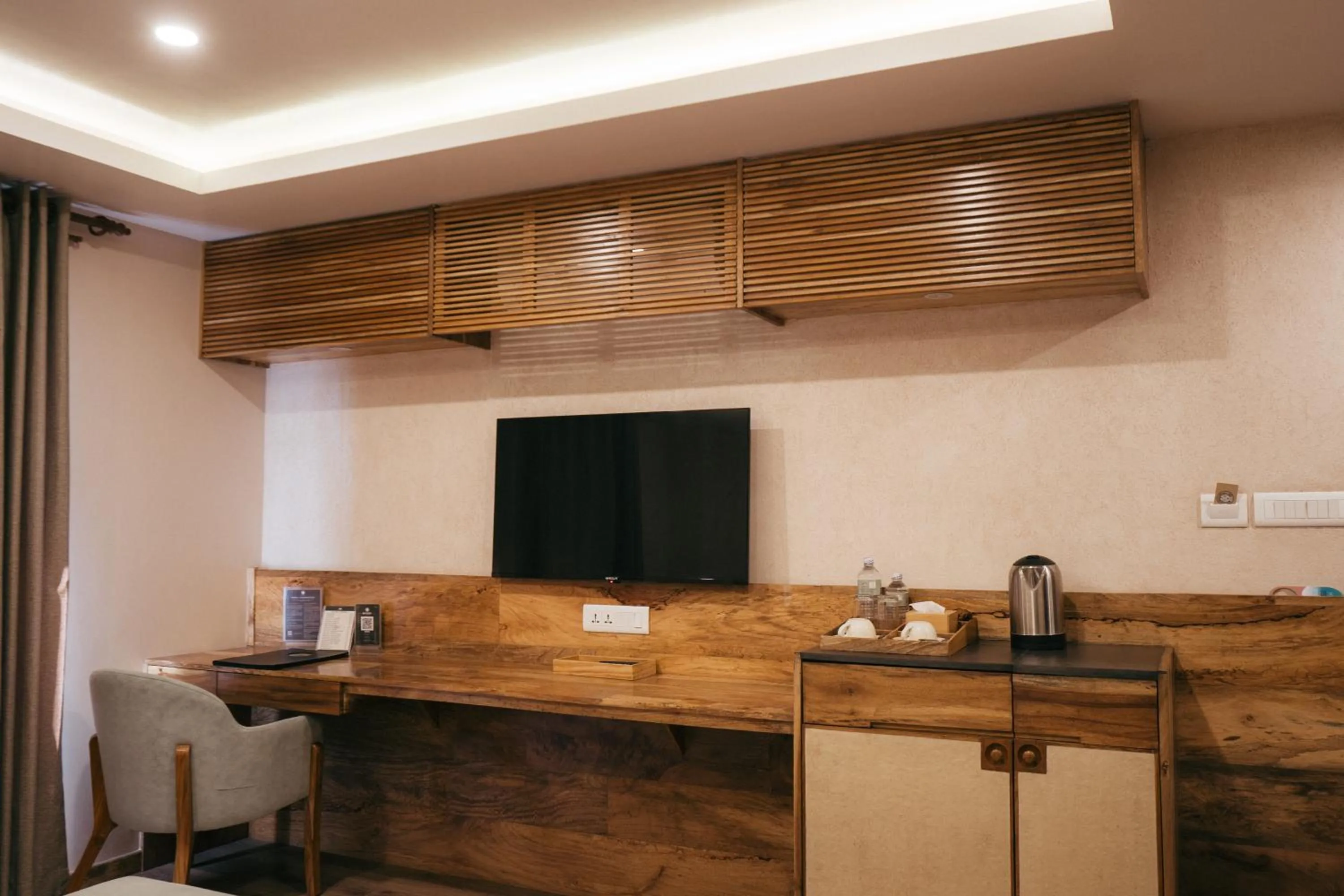 TV and multimedia in HOTEL BHRIKUTI TARA